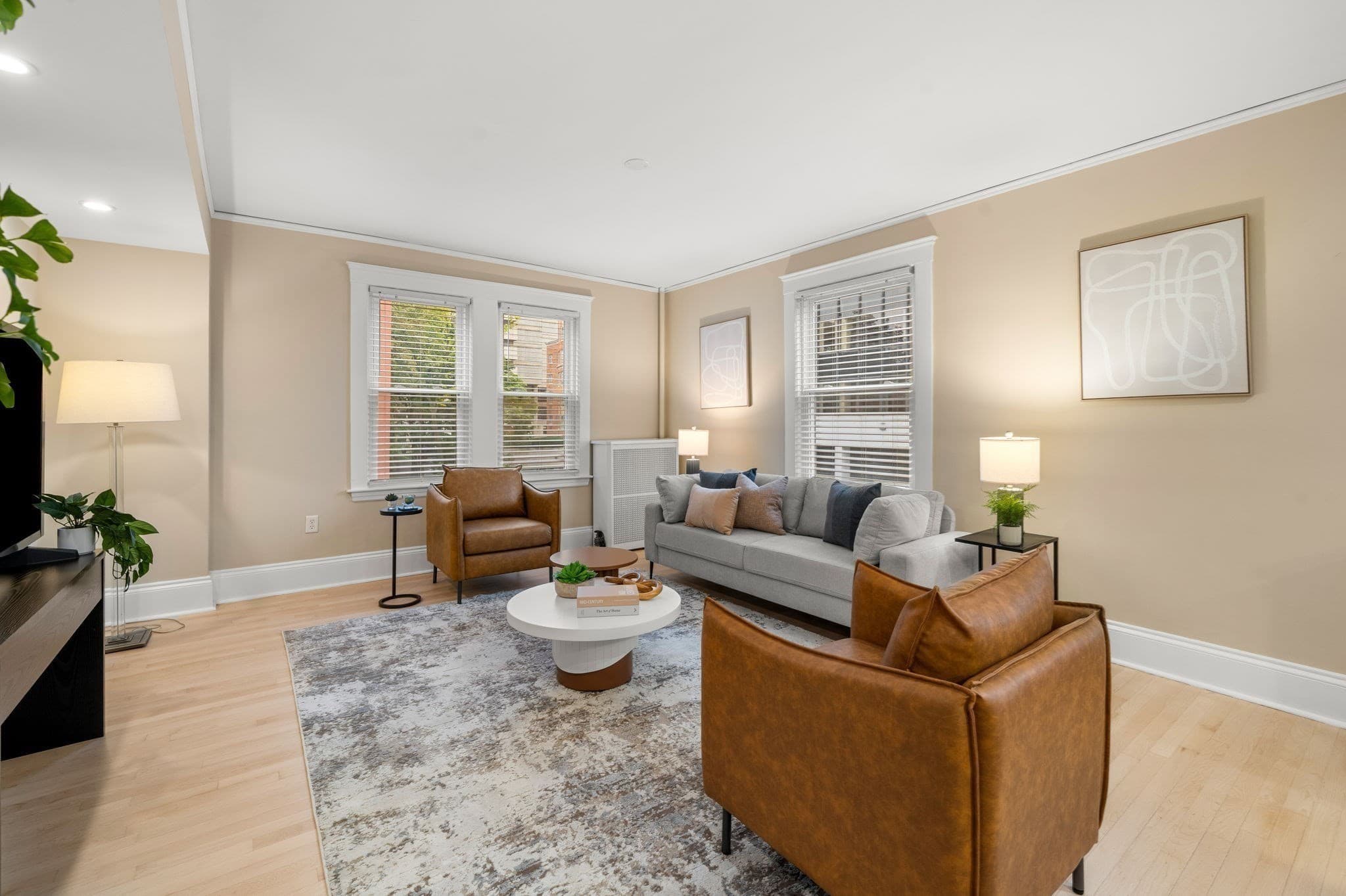 Condominium at 22 Centre St # 3, Cambridge MA 02139, Cambridge, photo 3 of 24