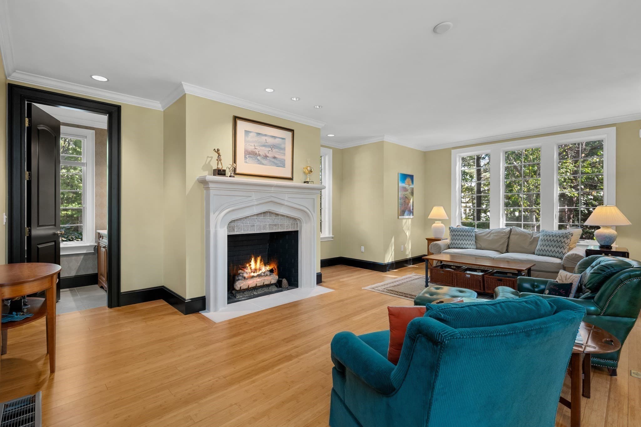 Single Family Residence at 41 Shore Dr W, Mashpee MA 02649, photo 12 of 42