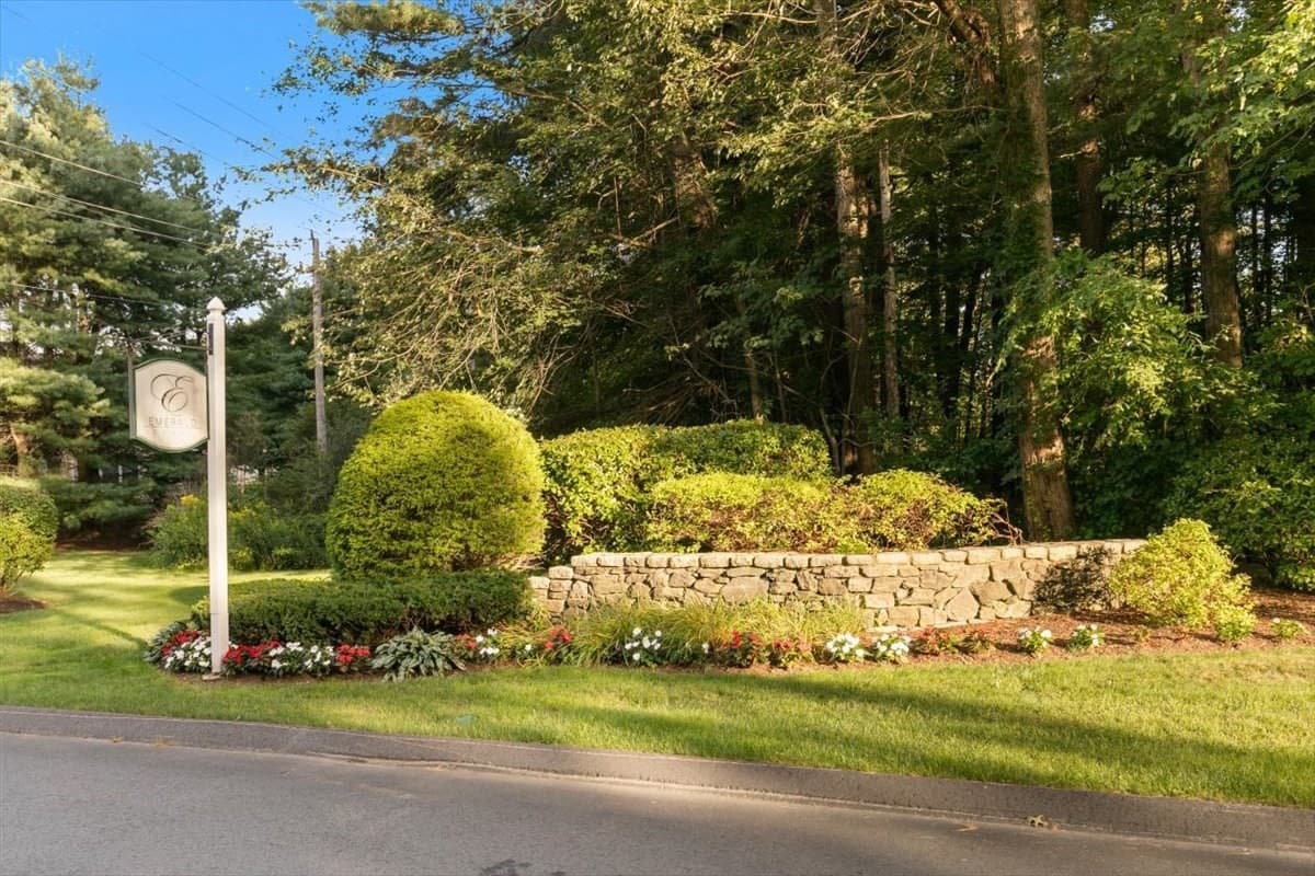 Condominium at 1201 Emerald Court # 1201, Tewksbury MA 01876, Tewksbury, photo 39 of 42