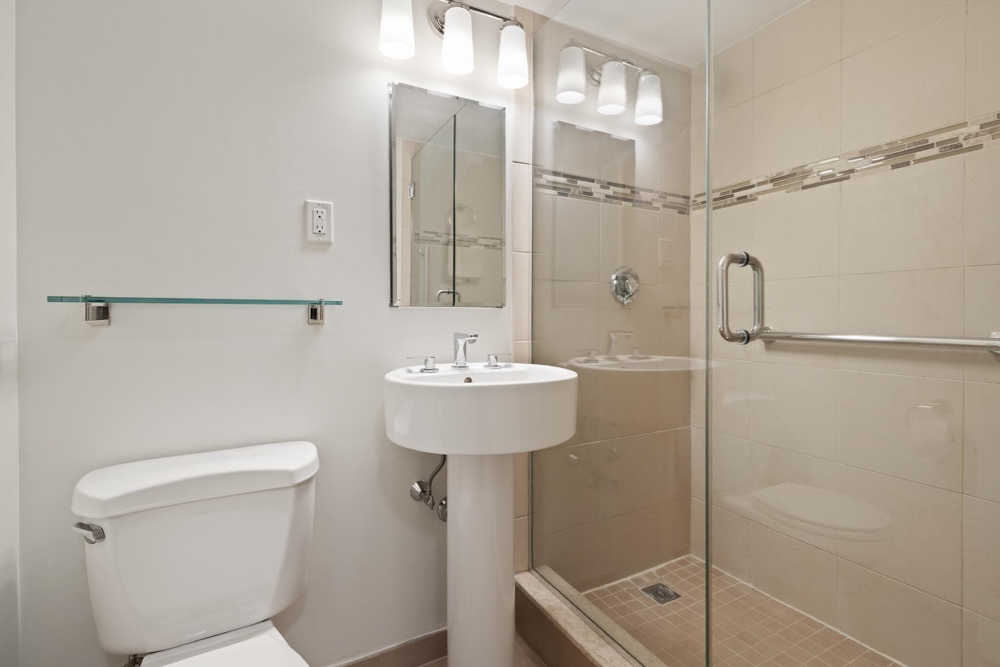 Condominium at 2 Hawthorne Place # 5H, Boston MA 02114, Boston, photo 18 of 21