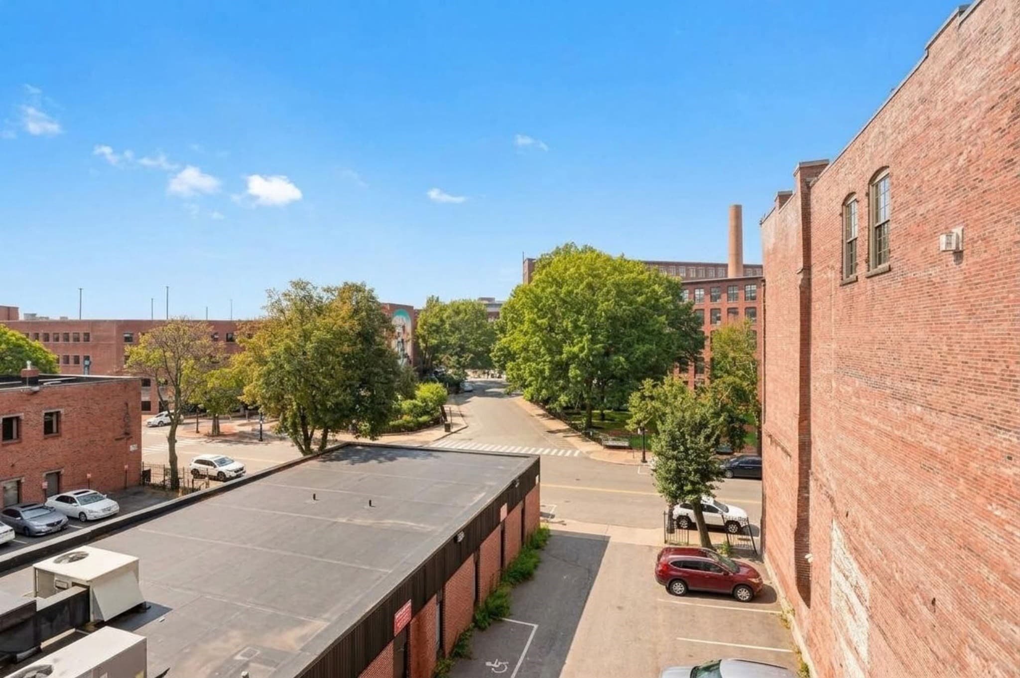 Condominium at 172 Middle Street # 301, Lowell MA 01852, Lowell, photo 2 of 36
