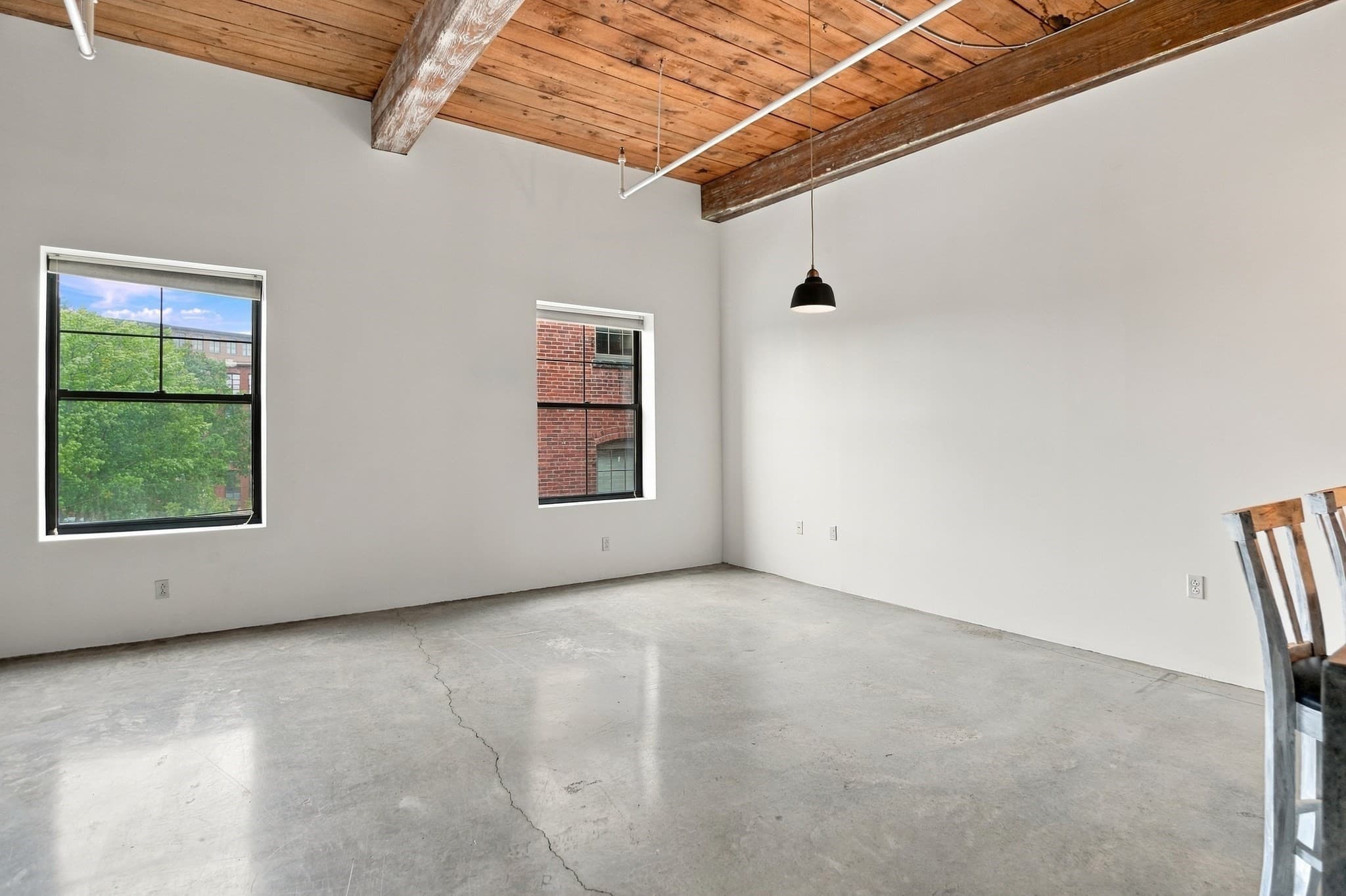 Condominium at 172 Middle Street # 301, Lowell MA 01852, Lowell, photo 17 of 36