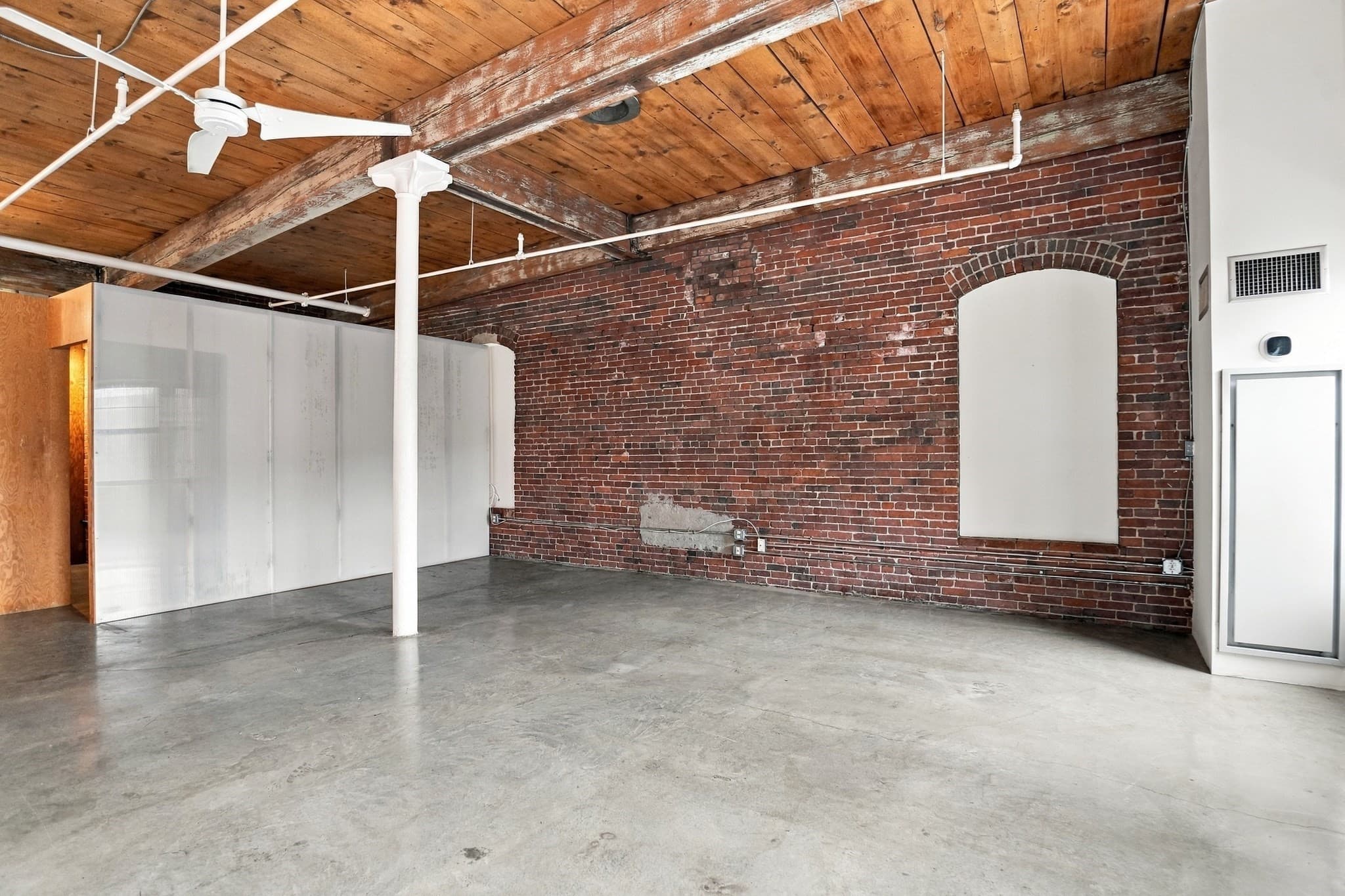 Condominium at 172 Middle Street # 301, Lowell MA 01852, Lowell, photo 15 of 36