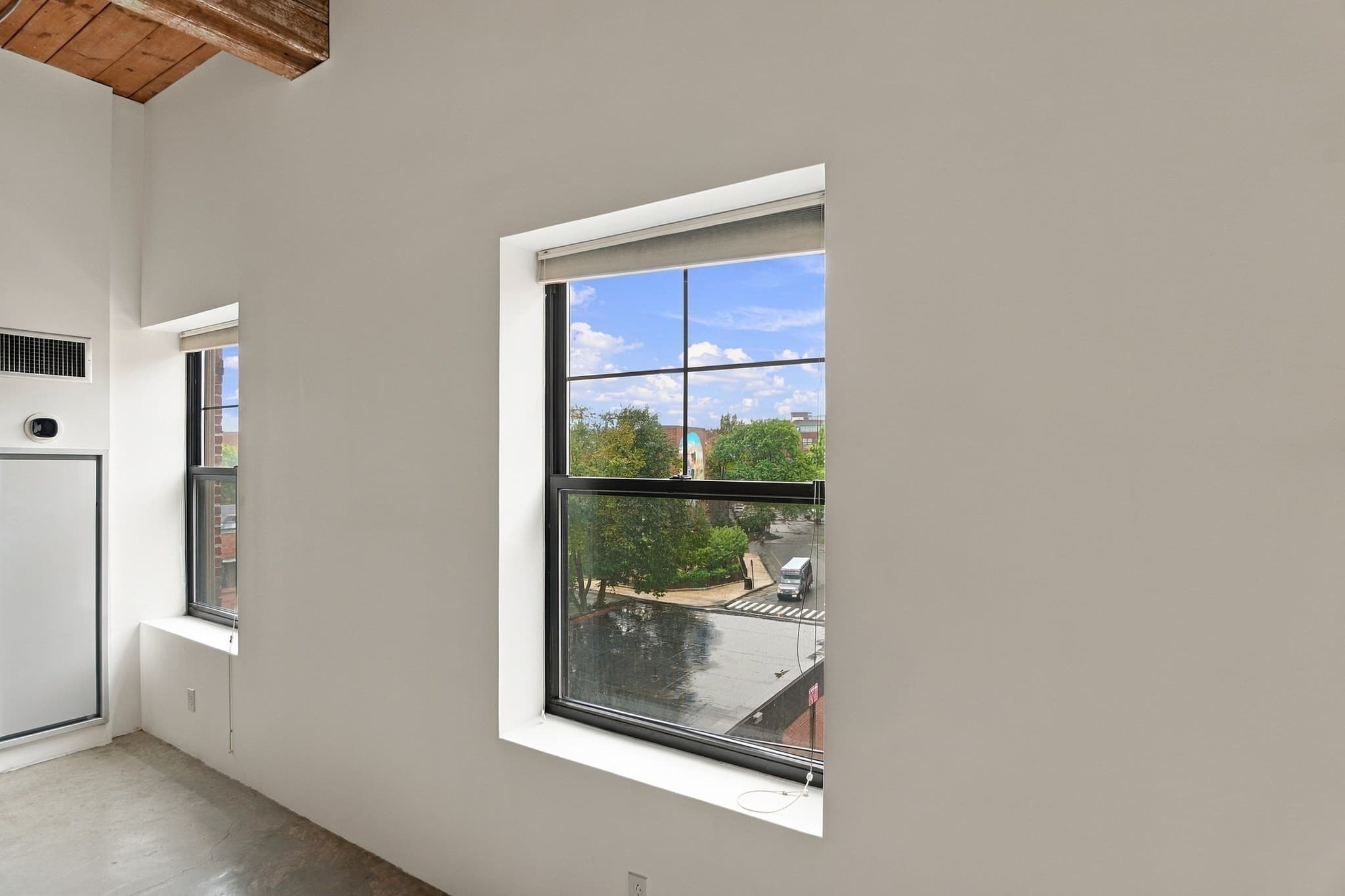 Condominium at 172 Middle Street # 301, Lowell MA 01852, Lowell, photo 29 of 36