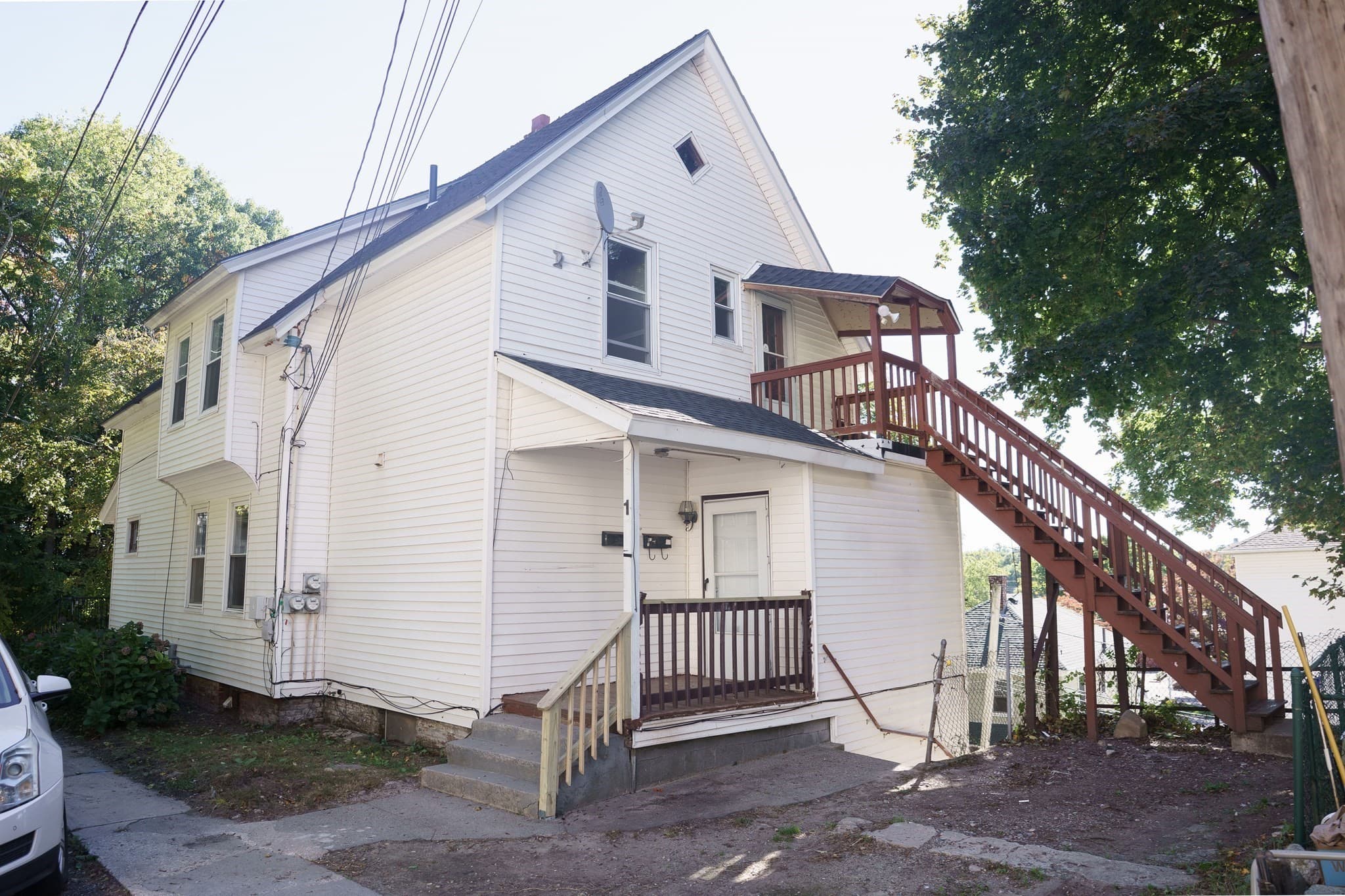 3 Family at 1 Wayne St, Worcester MA 01603, Worcester, photo 2 of 33