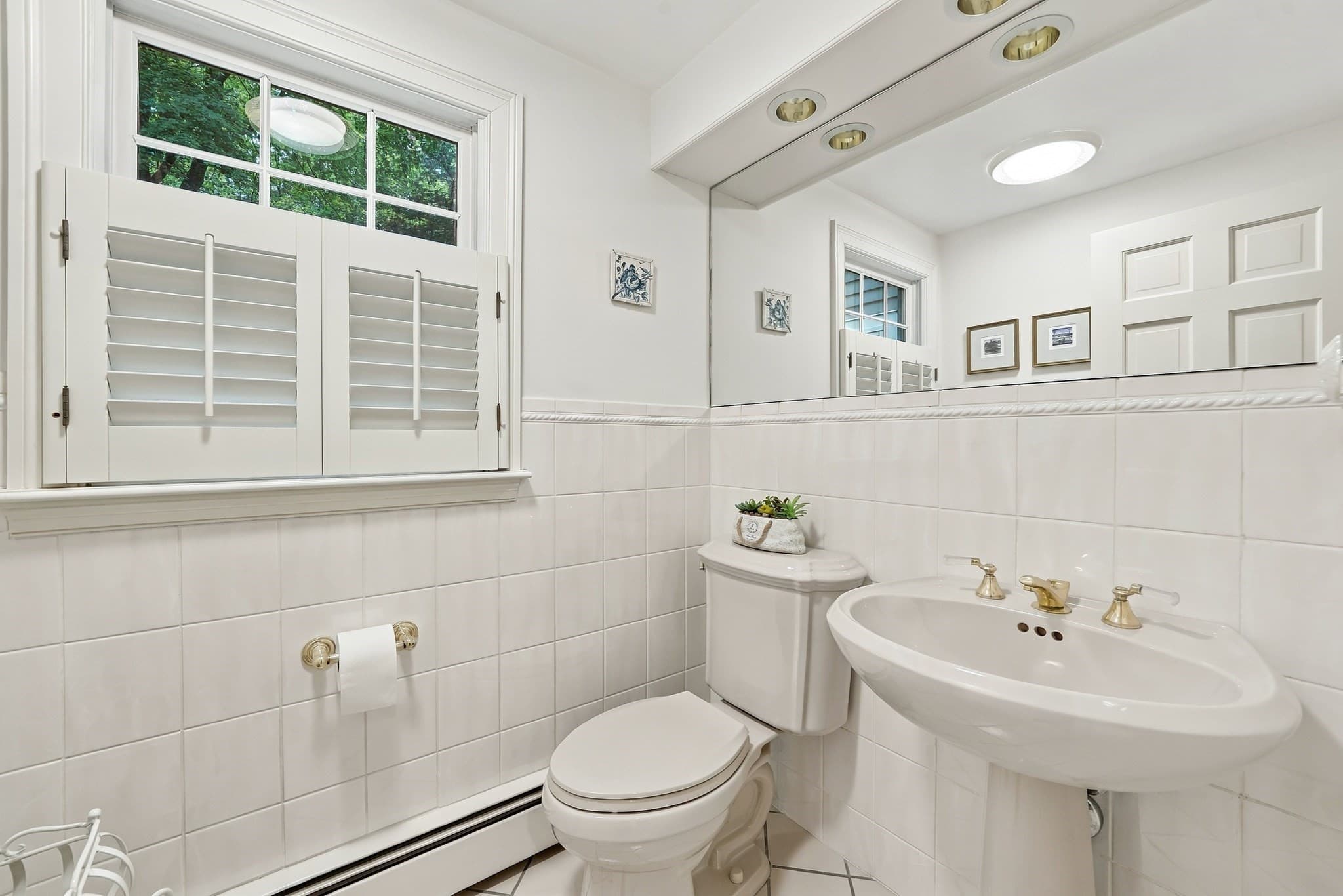 Single Family Residence at 28 Ledgelawn Ave, Lexington MA 02420, Lexington, photo 23 of 42