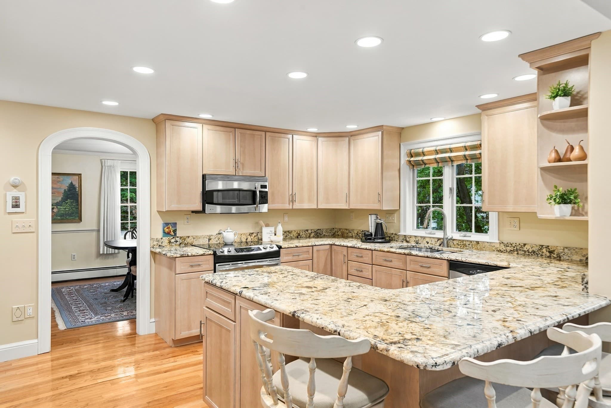 Single Family Residence at 28 Ledgelawn Ave, Lexington MA 02420, Lexington, photo 17 of 42