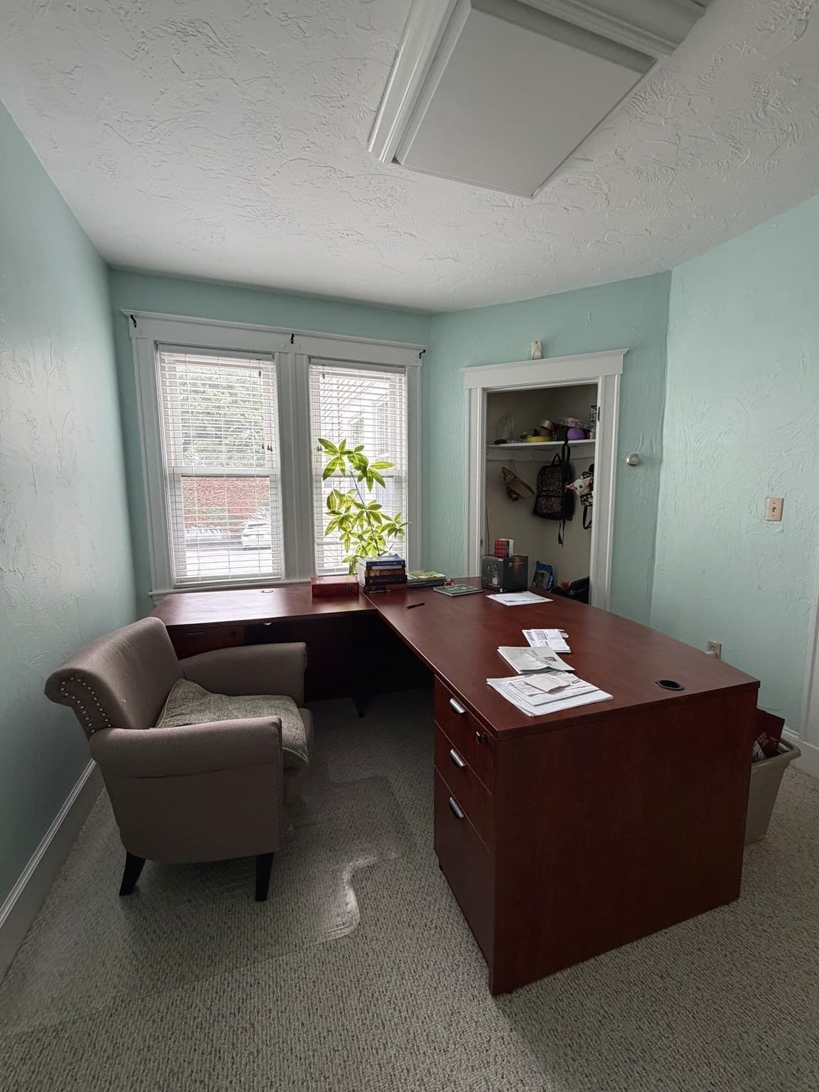 4 Family at 202-204 Charles Street, Waltham MA 02453, Waltham, photo 9 of 40