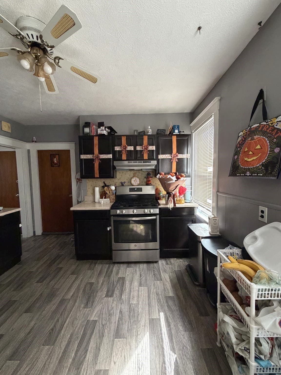 4 Family at 202-204 Charles Street, Waltham MA 02453, Waltham, photo 10 of 40