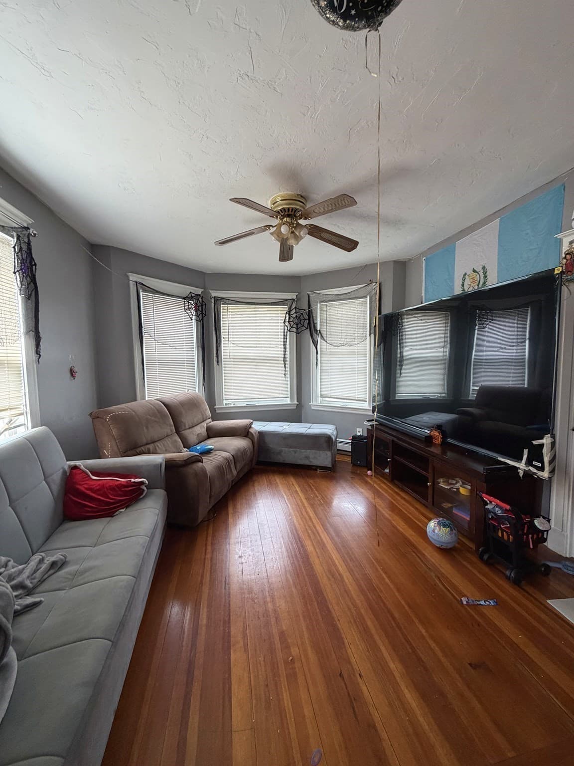 4 Family at 202-204 Charles Street, Waltham MA 02453, Waltham, photo 14 of 40