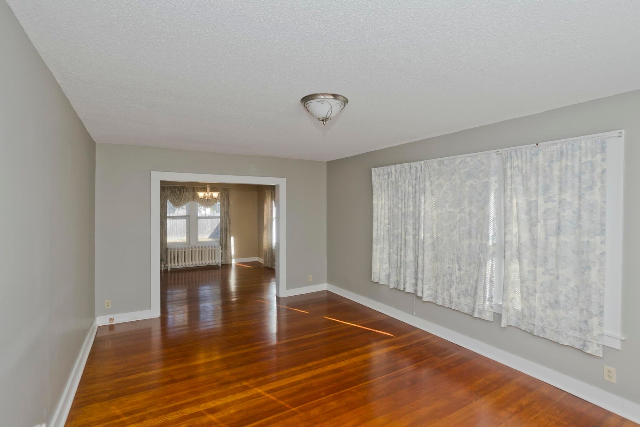 Single Family Residence at 276 Tremont St, Springfield MA 01104, Springfield, photo 6 of 24