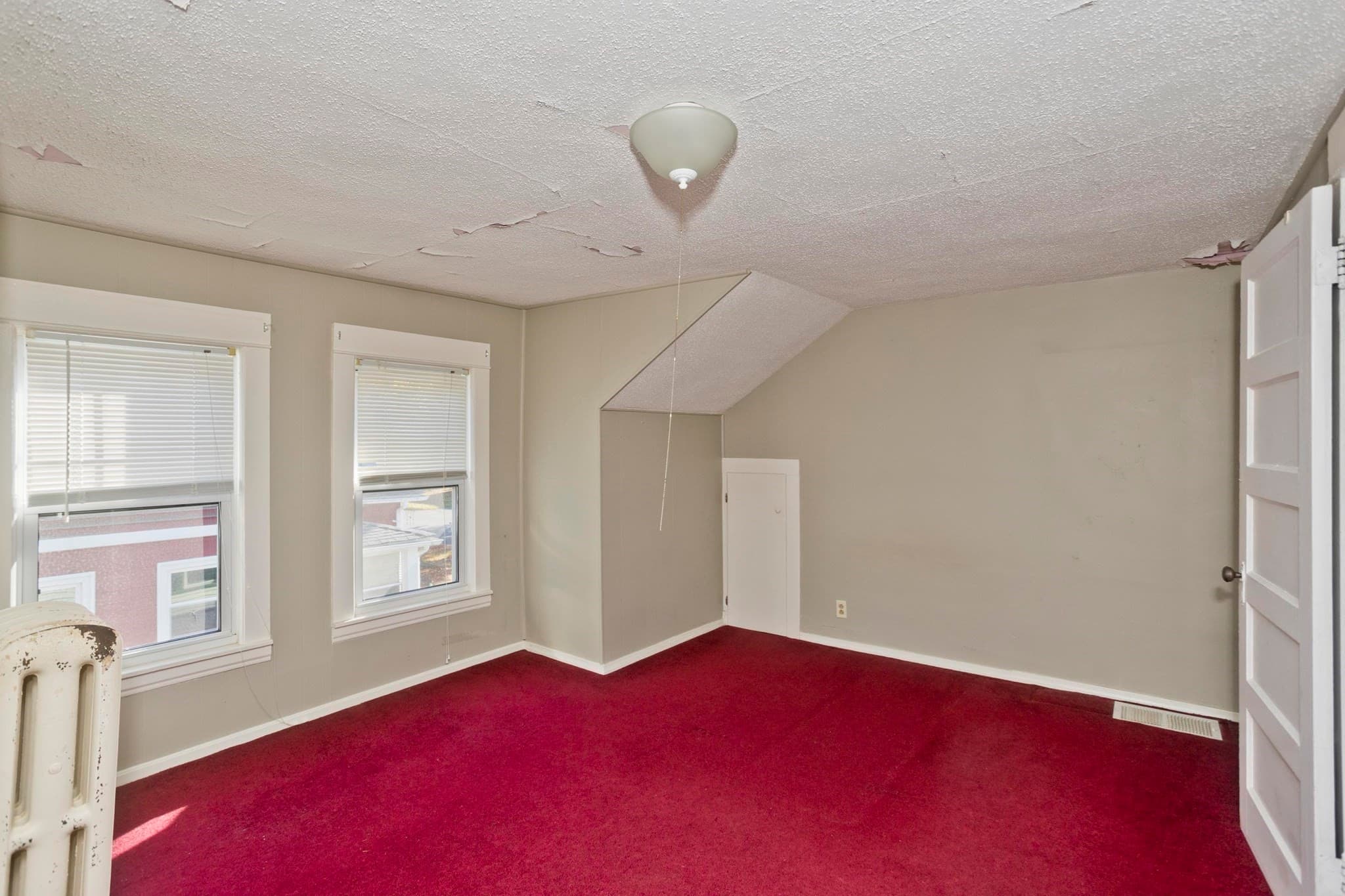 Single Family Residence at 276 Tremont St, Springfield MA 01104, Springfield, photo 13 of 24