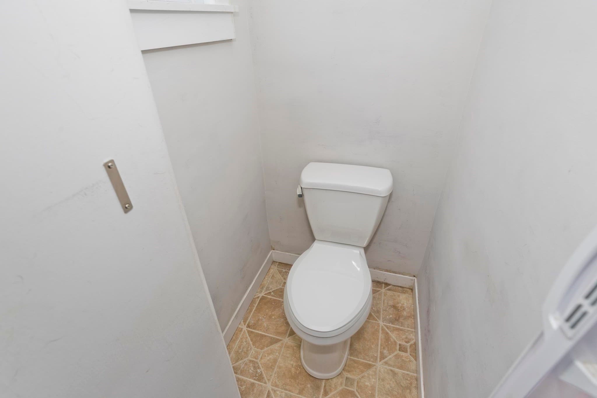 Single Family Residence at 276 Tremont St, Springfield MA 01104, Springfield, photo 17 of 24