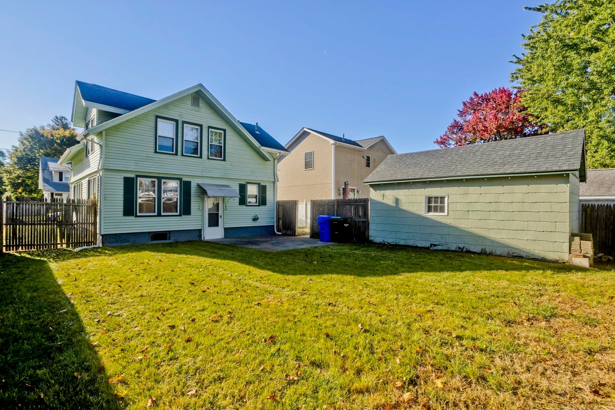 Single Family Residence at 276 Tremont St, Springfield MA 01104, Springfield, photo 22 of 24