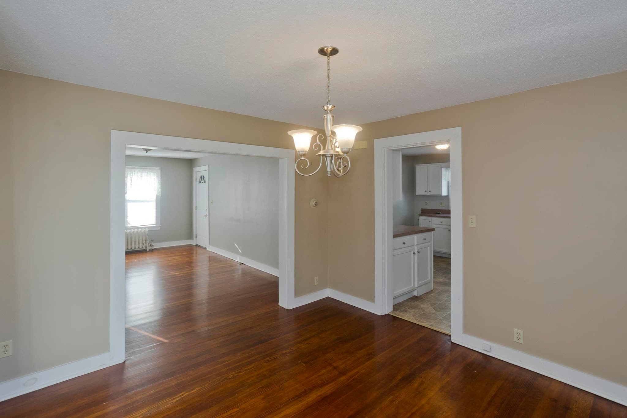 Single Family Residence at 276 Tremont St, Springfield MA 01104, Springfield, photo 10 of 24