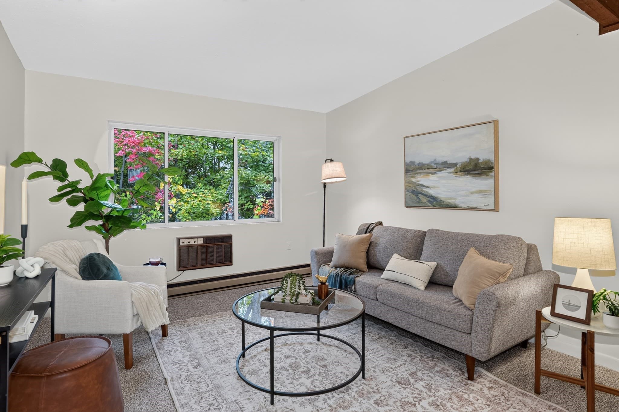 74 Beach St # 12, Woburn MA 01801