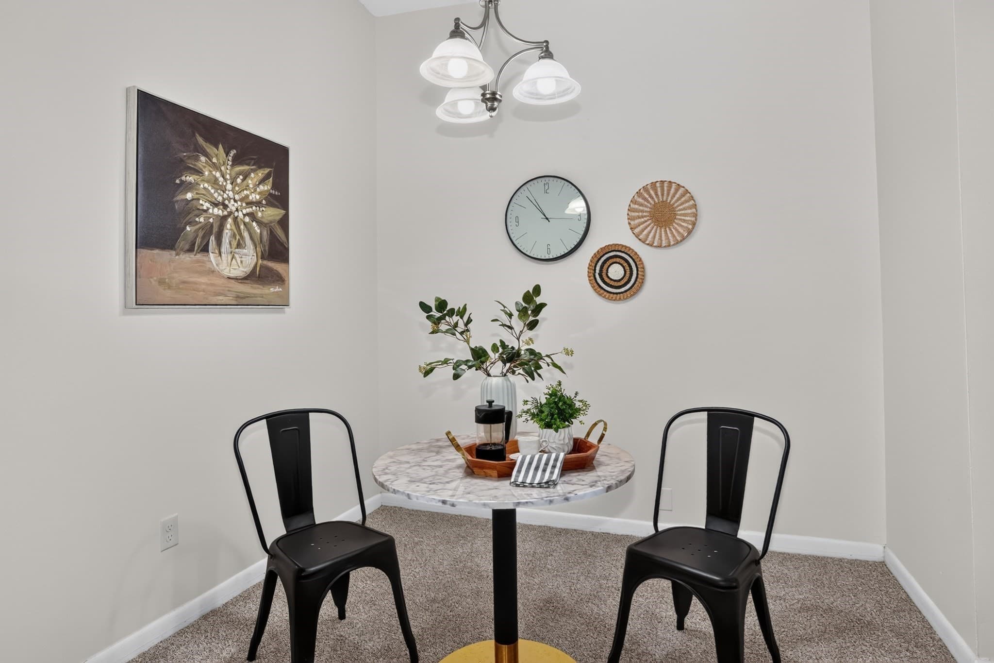 Condominium at 74 Beach St # 12, Woburn MA 01801, Woburn, photo 5 of 9