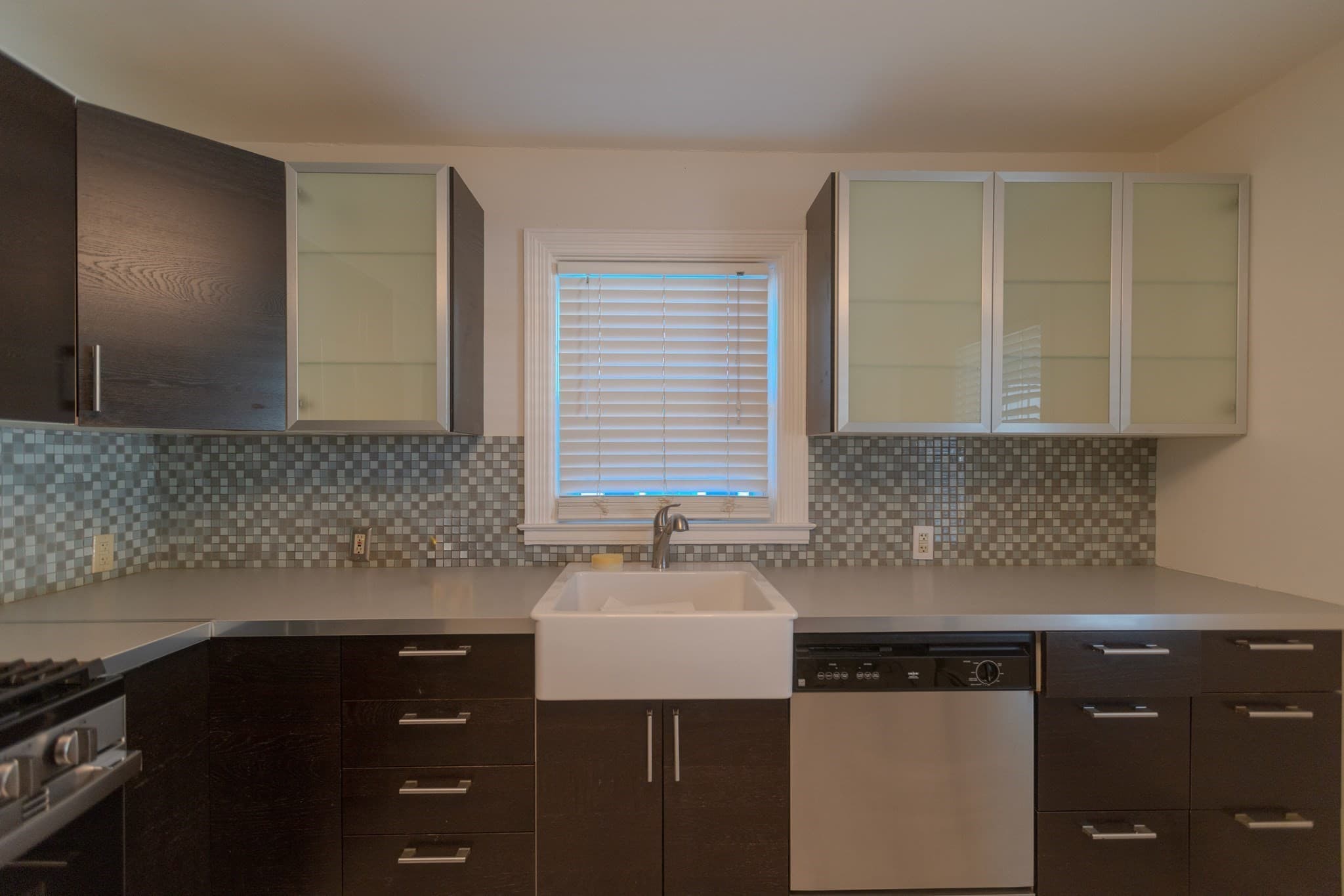 Single Family Residence at 73 Clematis St, Providence RI 02908, Providence, photo 12 of 19