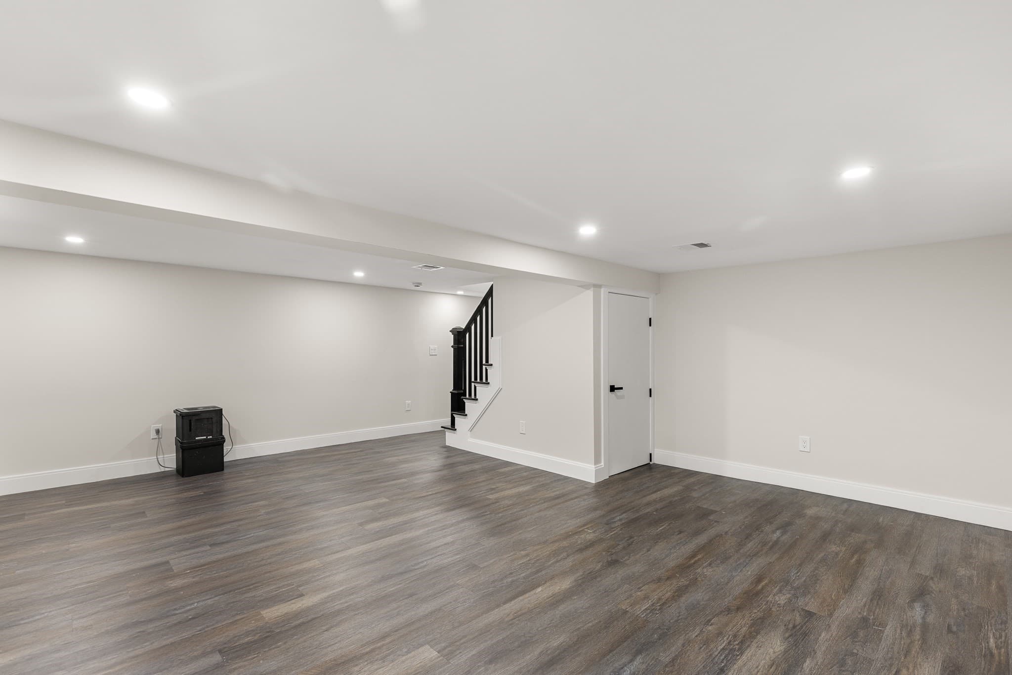 Single Family Residence at 9 Essex Road, Sharon MA 02067, Sharon, photo 33 of 36