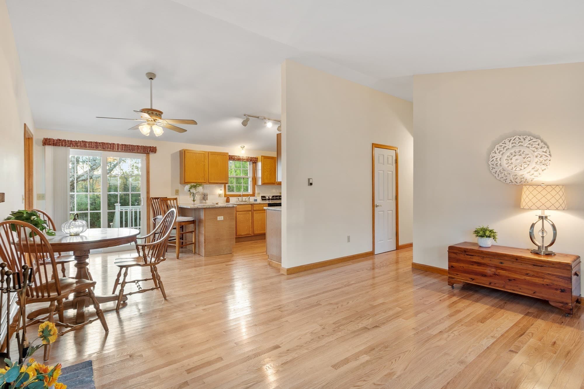Single Family Residence at 122 Century Way, Gardner MA 01440, photo 7 of 42