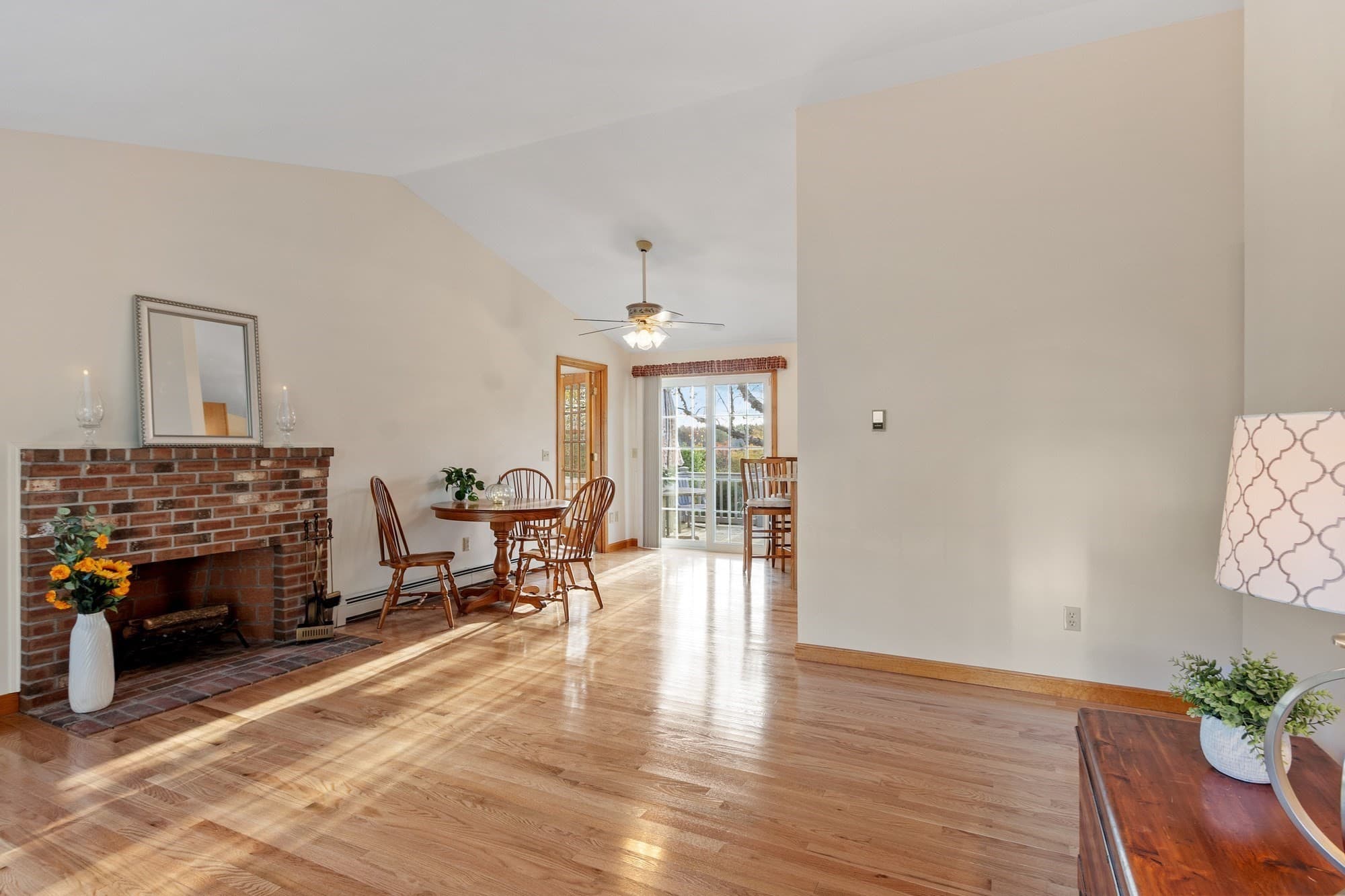 Single Family Residence at 122 Century Way, Gardner MA 01440, photo 5 of 42