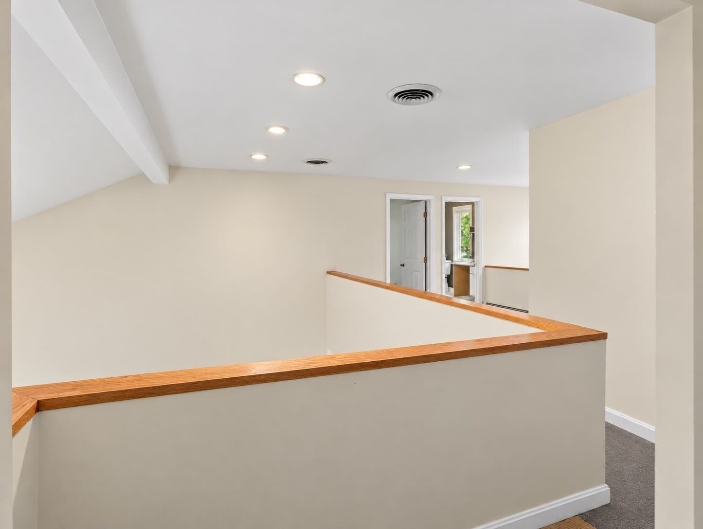 Single Family Residence at 9 Running Stream Rd, Rehoboth MA 02769, Rehoboth, photo 34 of 42