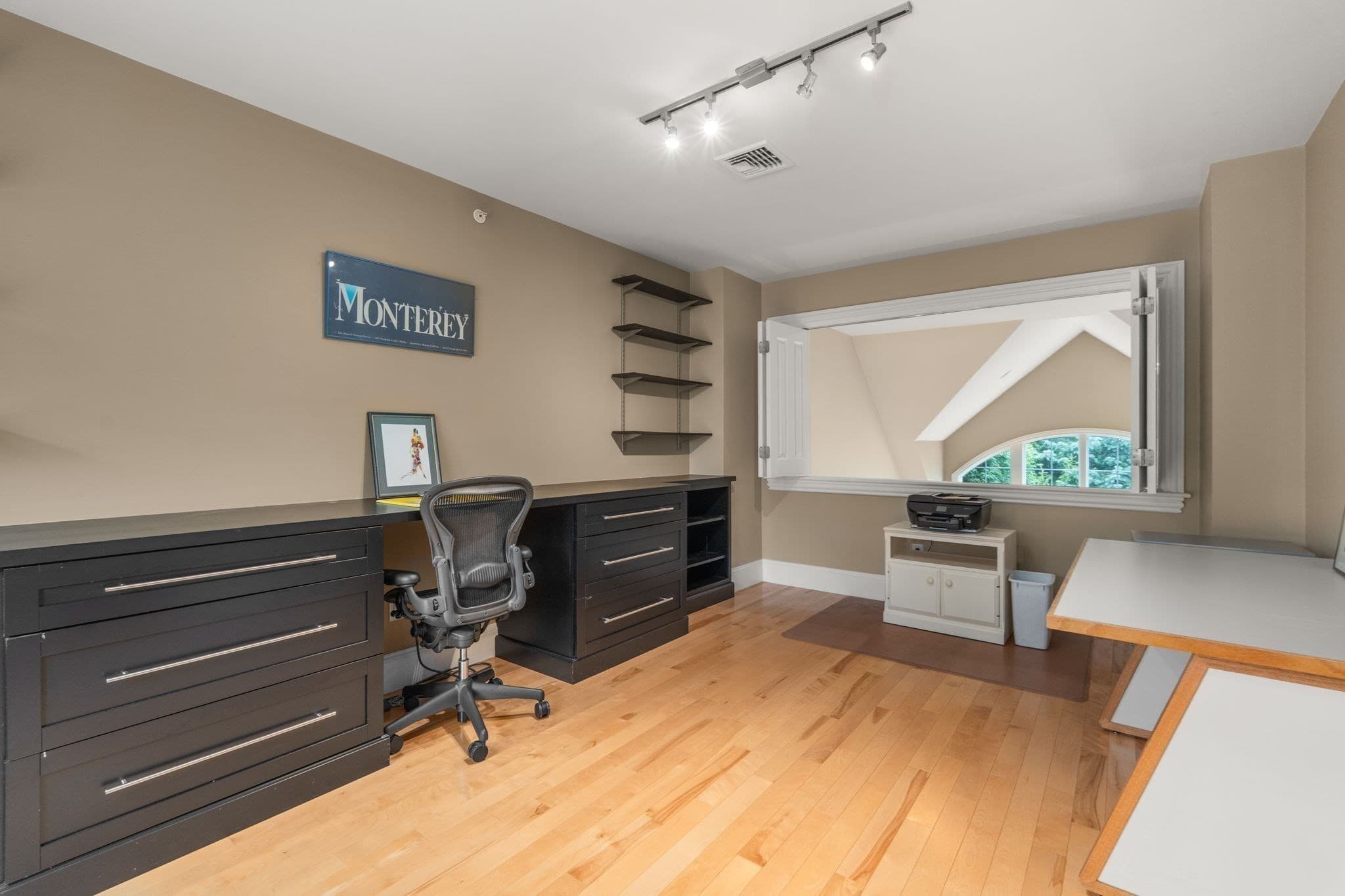 Condominium at 39 Backriver Rd # 39, Hingham MA 02043, Hingham, photo 20 of 30