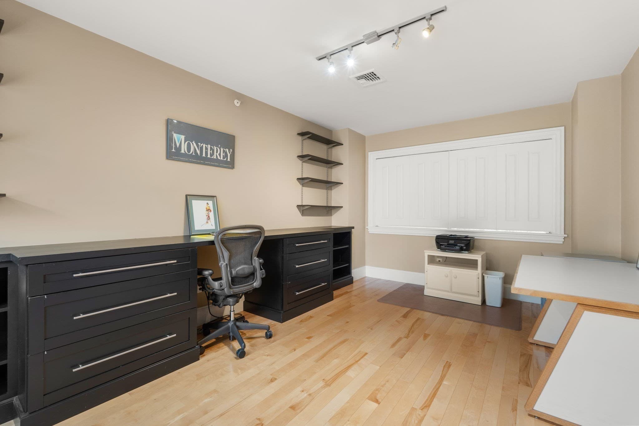 Condominium at 39 Backriver Rd # 39, Hingham MA 02043, Hingham, photo 21 of 30