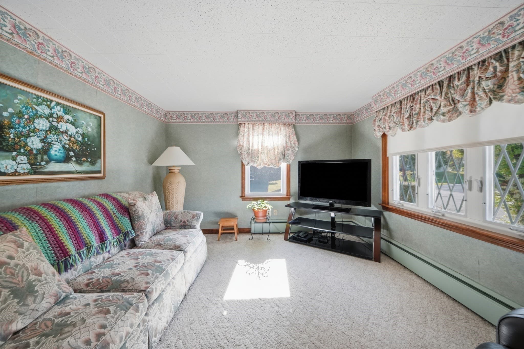 Single Family Residence at 62 Faith Ave, Dracut MA 01826, photo 23 of 42