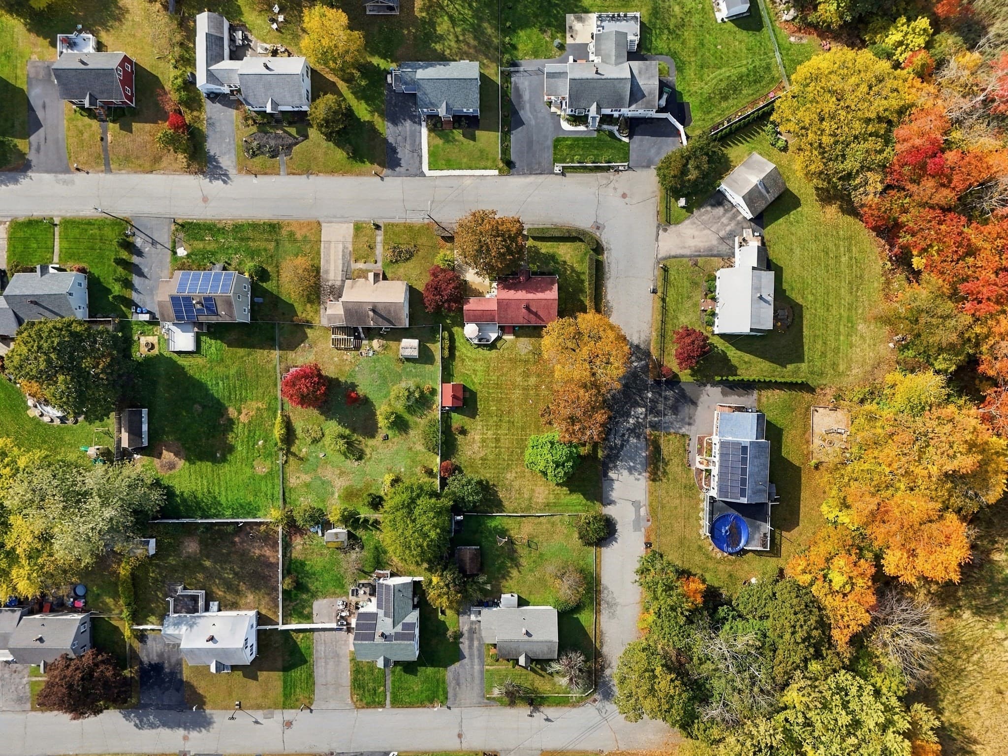 Single Family Residence at 62 Faith Ave, Dracut MA 01826, photo 6 of 42