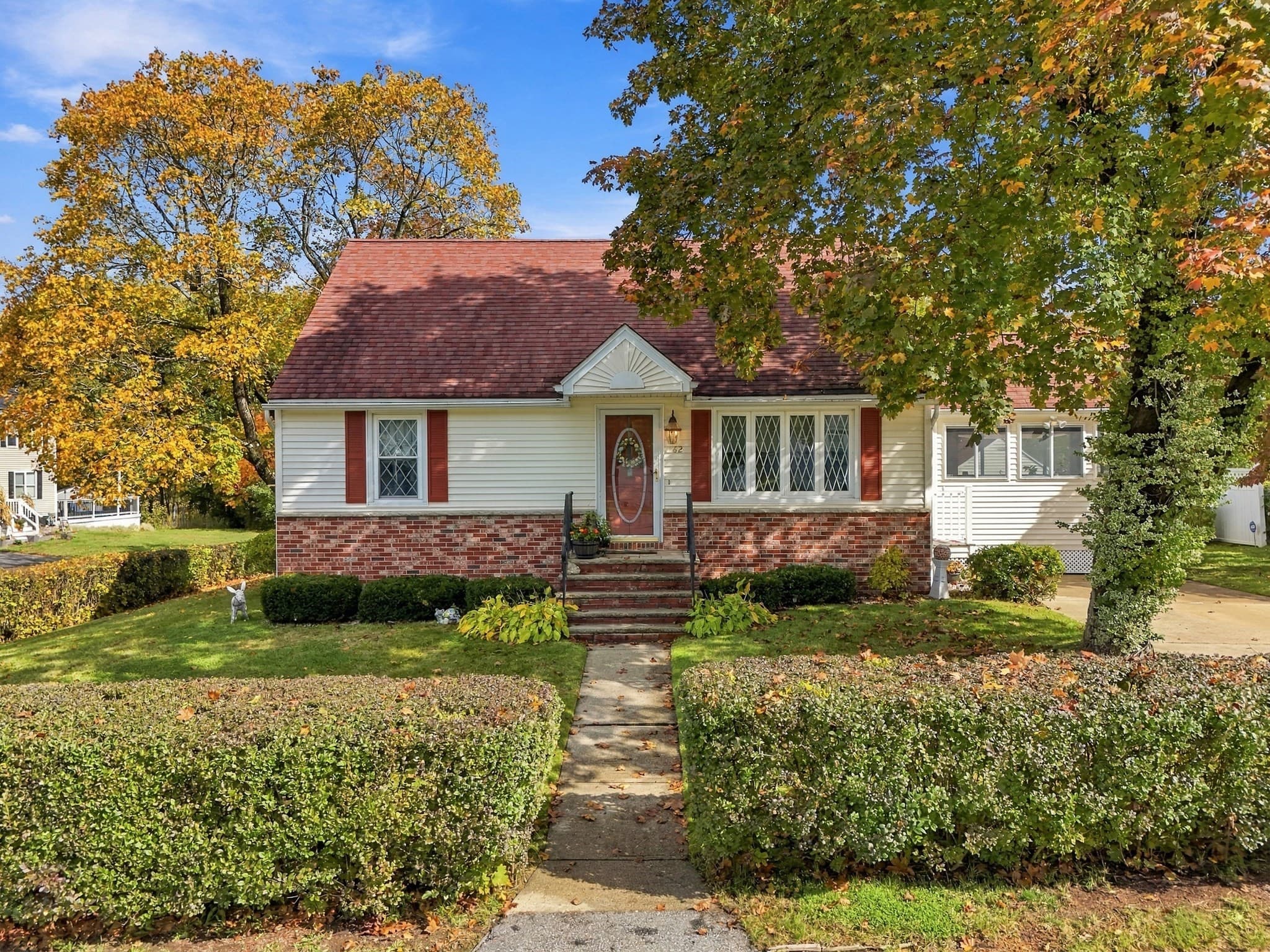 62 Faith Ave, Dracut MA 01826