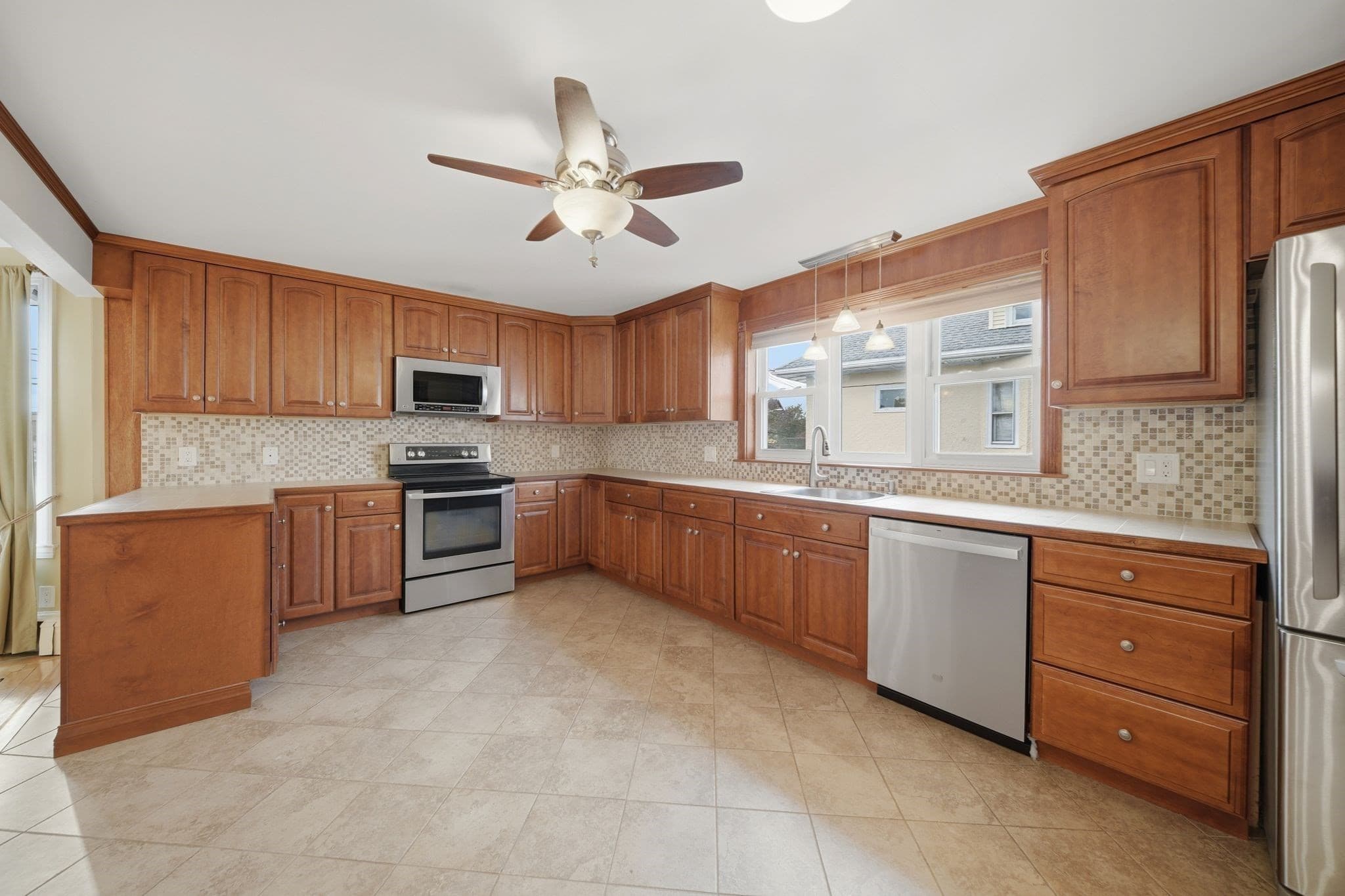 2 Family - 2 Units Up/Down at 357-359 Main St, Medford MA 02155, Medford, photo 18 of 42