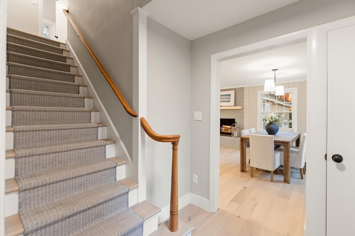 Single Family Residence at 124 Hillside Rd, North Andover MA 01845, photo 20 of 37