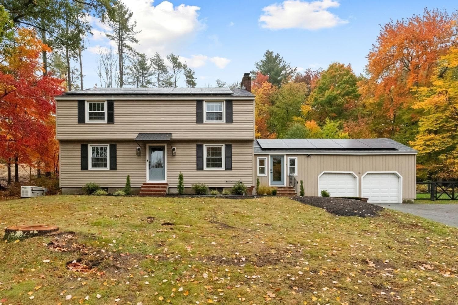 Single Family Residence at 124 Hillside Rd, North Andover MA 01845, photo 31 of 37