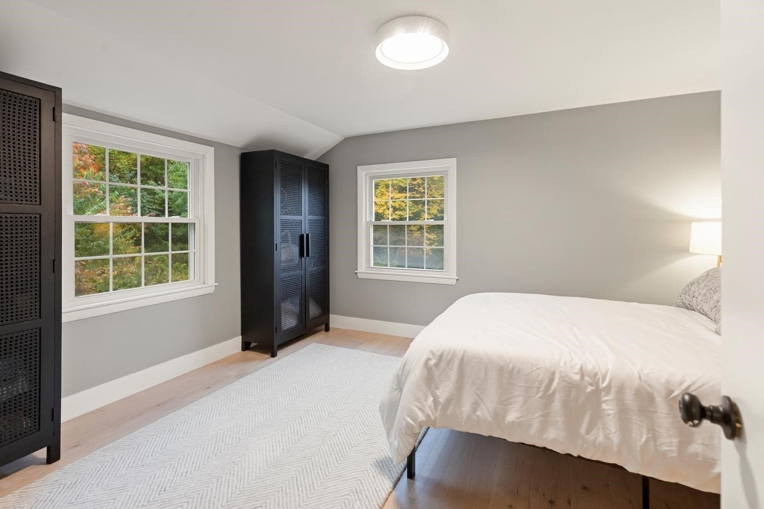 Single Family Residence at 124 Hillside Rd, North Andover MA 01845, photo 29 of 37