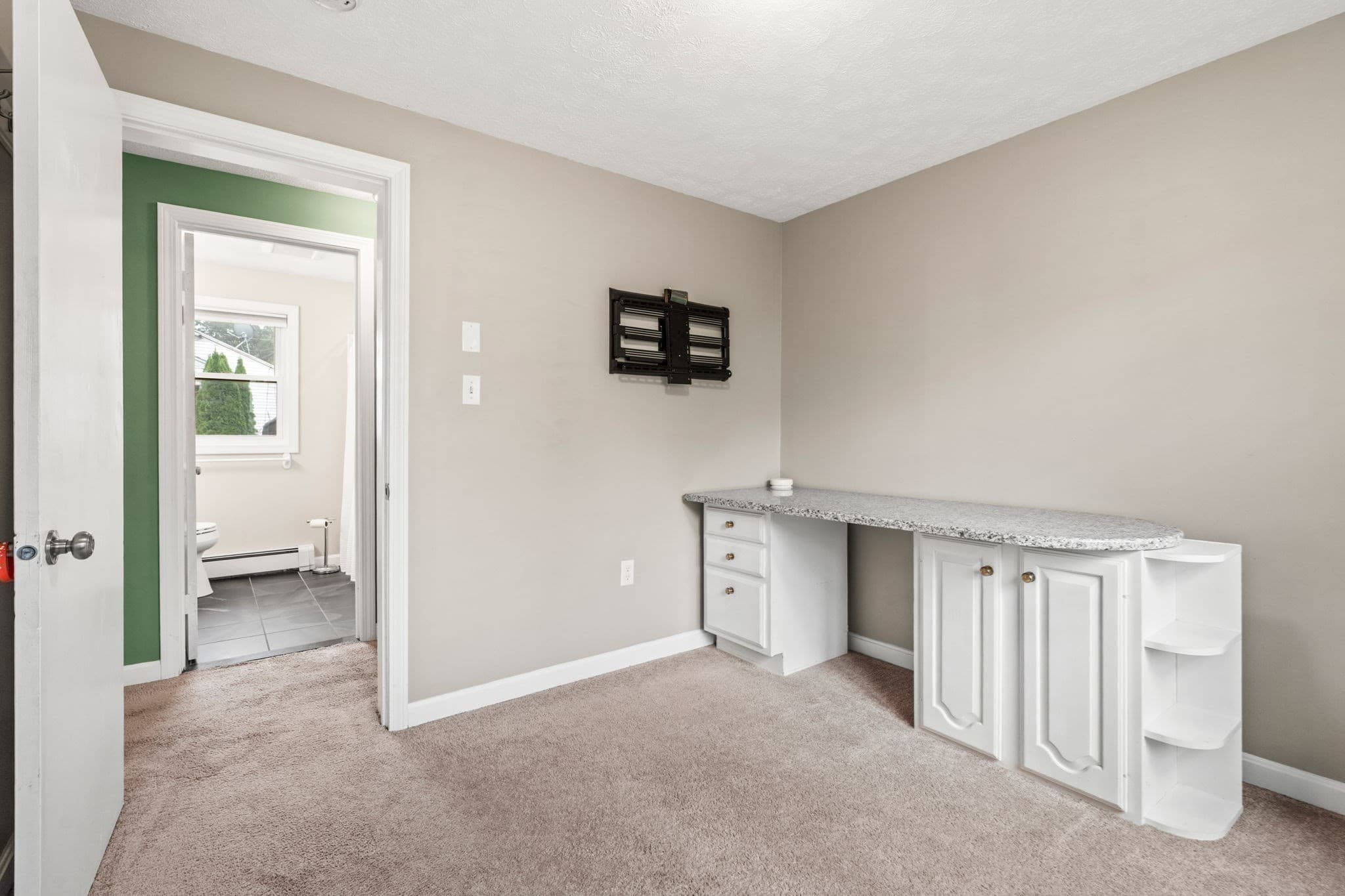 Single Family Residence at 17 1/2 West Winkley St, Amesbury MA 01913, photo 14 of 31