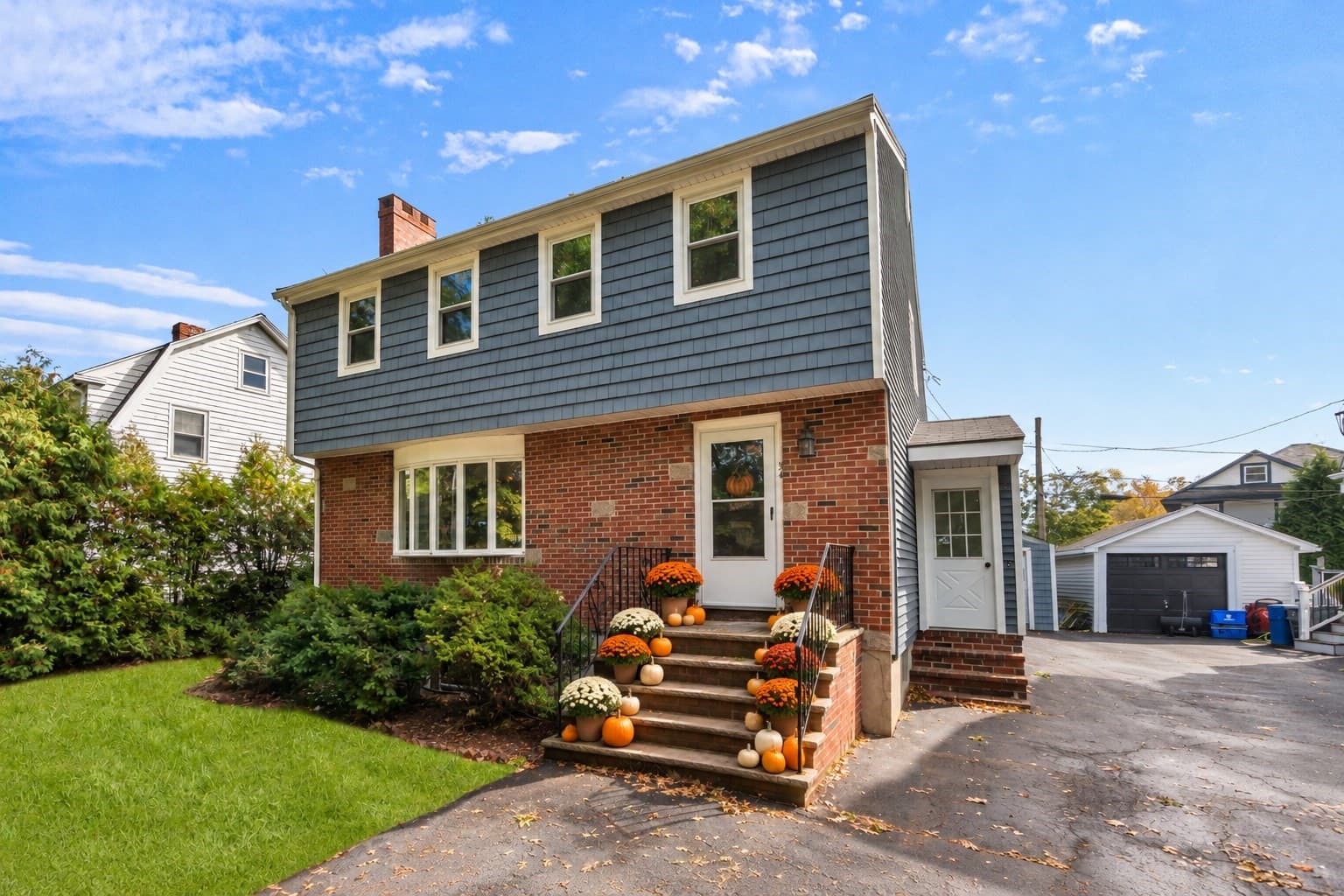 Single Family Residence at 54 Furnace Brook Pkwy, Quincy MA 02169, Quincy, photo 2 of 35