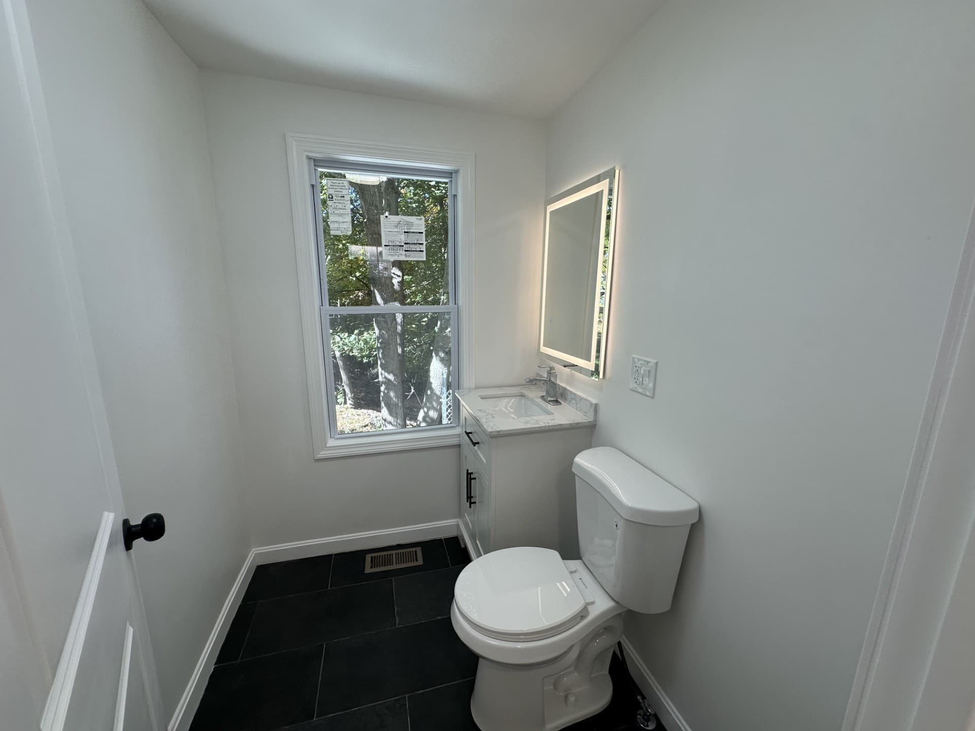Single Family Residence at 3 Regan Pl, Leominster MA 01453, photo 15 of 25