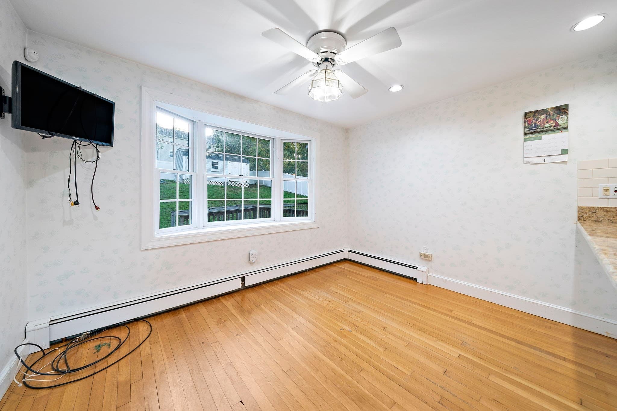 Single Family Residence at 140 Mount Vernon Rd E, Weymouth MA 02189, Weymouth, photo 7 of 42