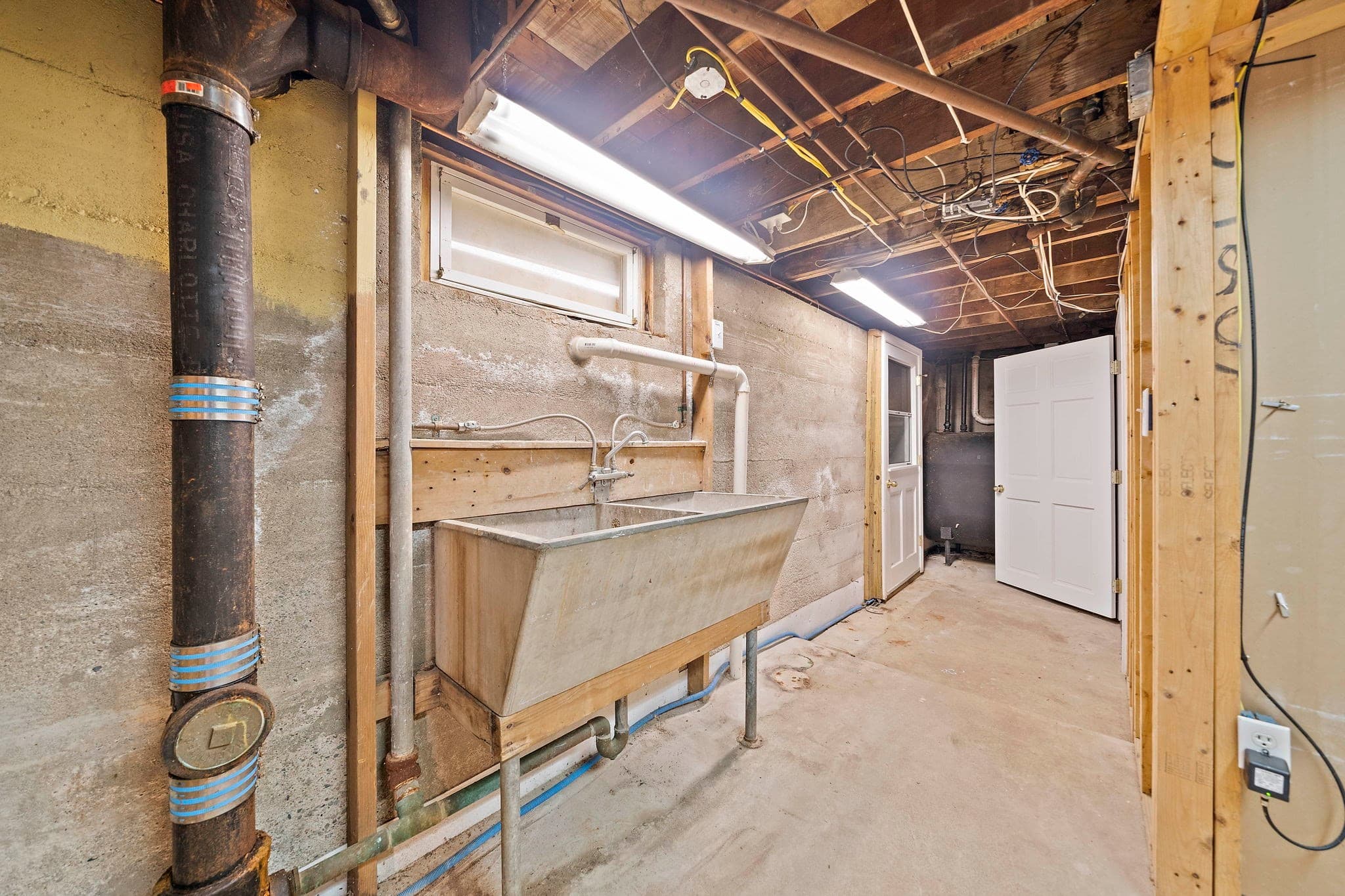 Single Family Residence at 140 Mount Vernon Rd E, Weymouth MA 02189, Weymouth, photo 34 of 42