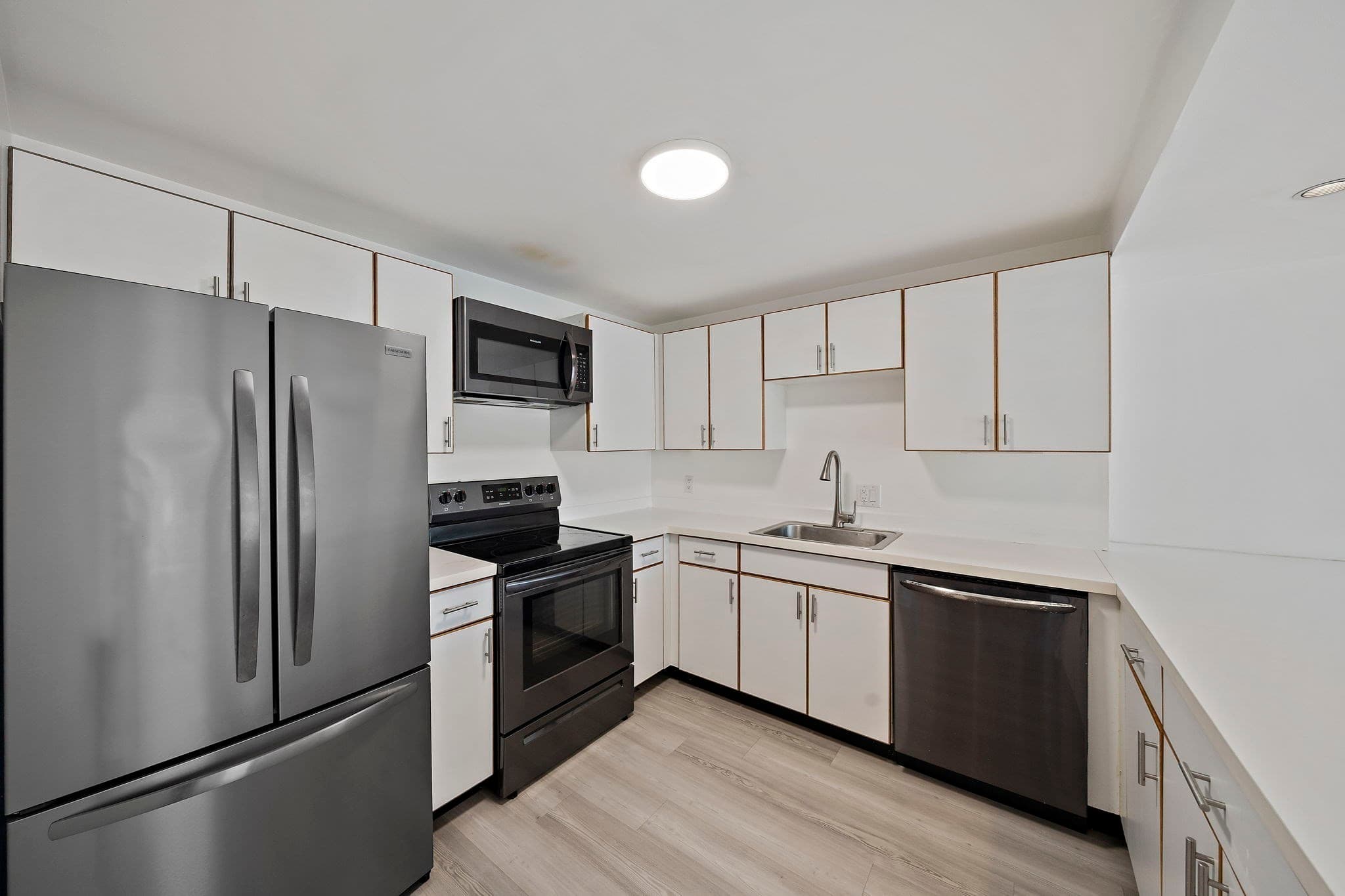 Condominium at 155 George Washington Blvd # 607, Hull MA 02045, Hull, photo 4 of 29