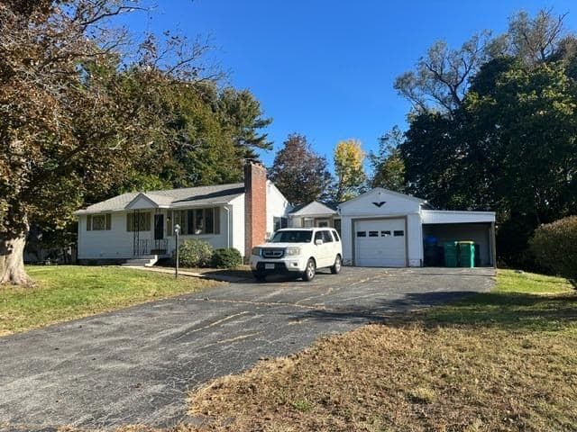 48 Marlboro Road, Woburn MA 01801