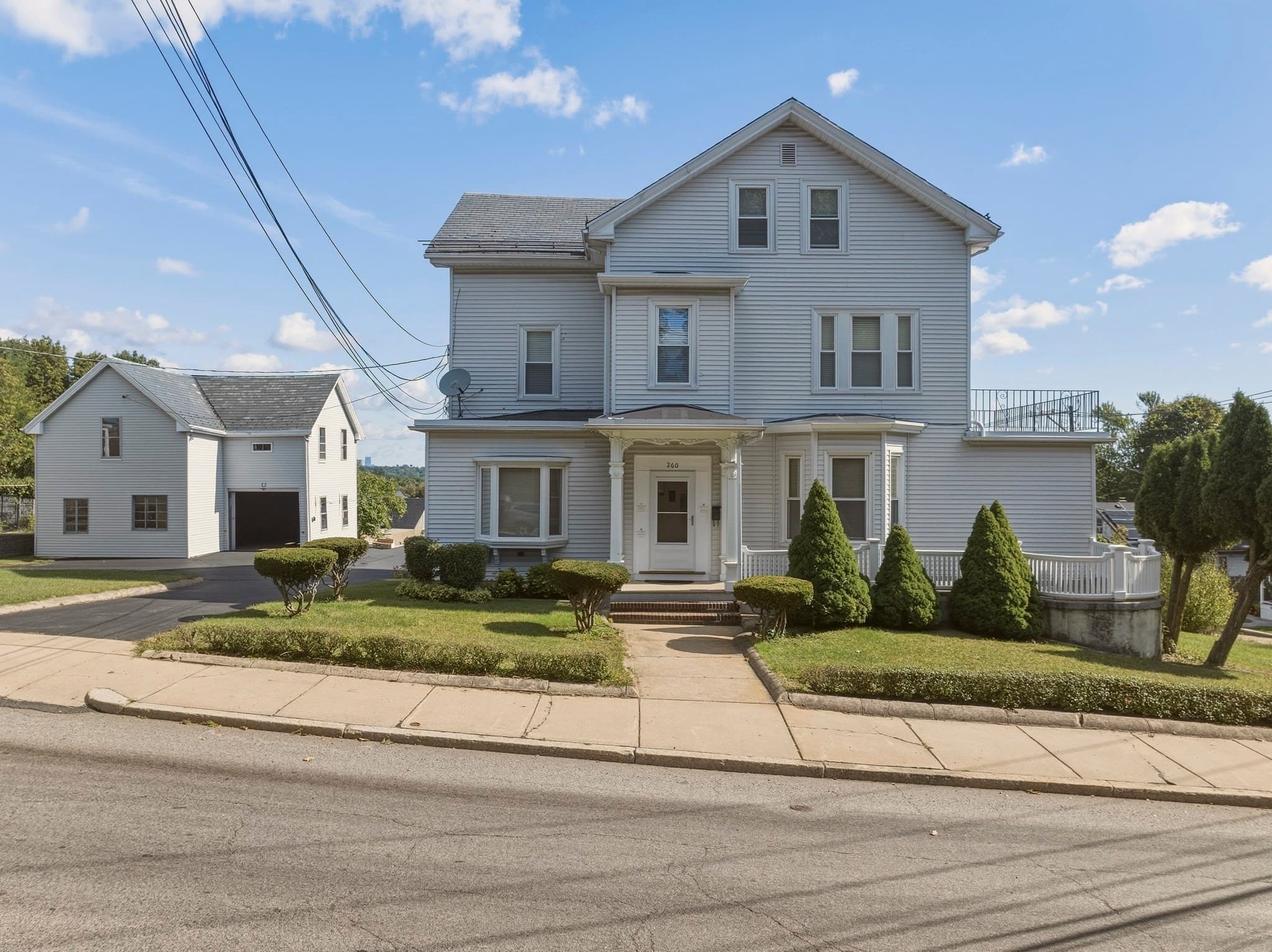 260 Metropolitan Ave, Boston MA 02131
