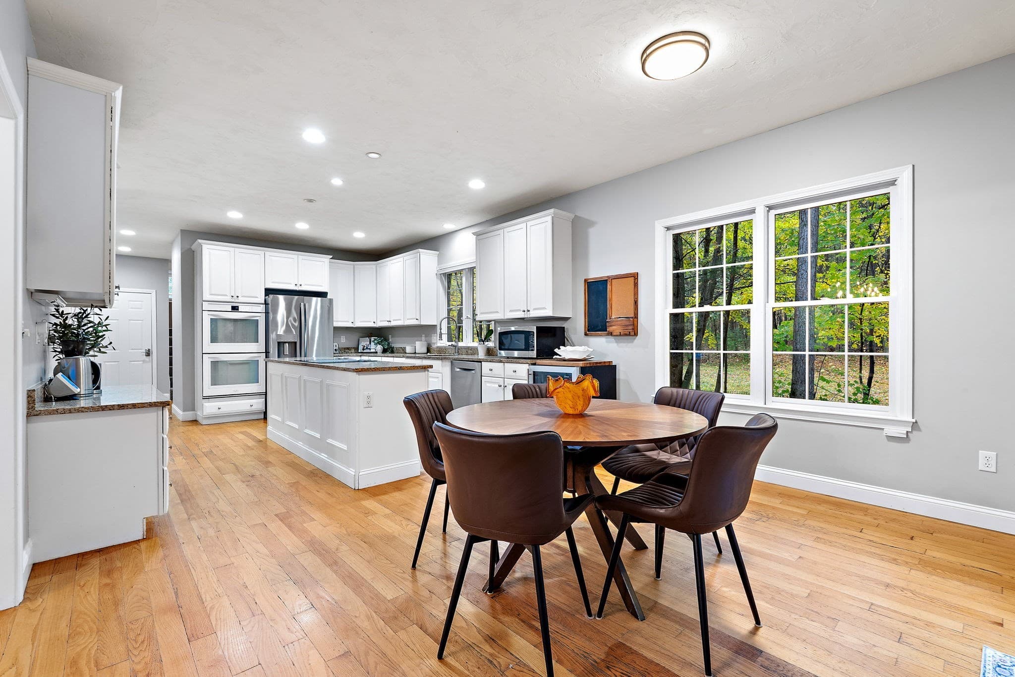 Single Family Residence at 525 Old Harvard Road, Boxborough MA 01719, Boxborough, photo 10 of 37