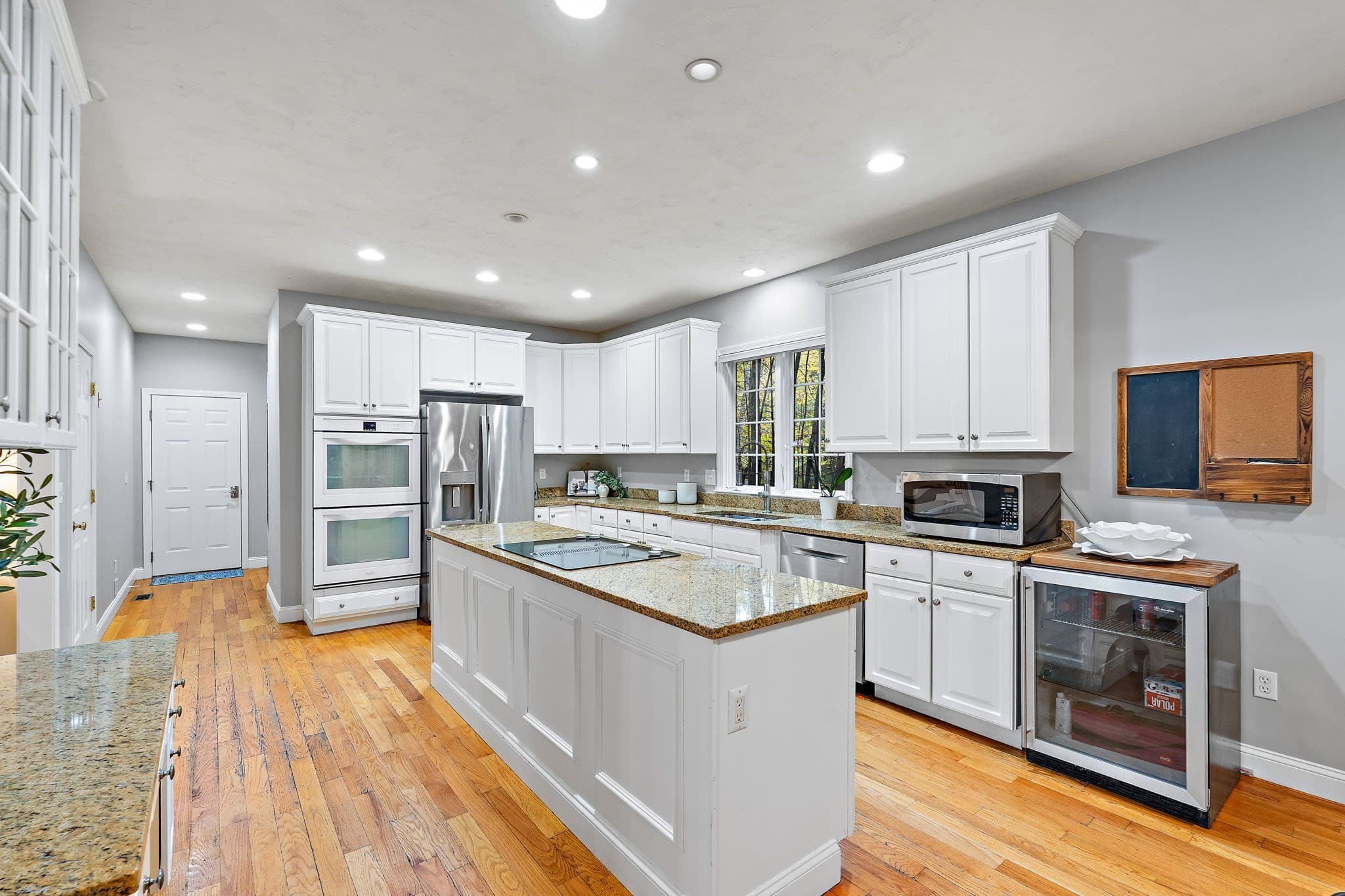 Single Family Residence at 525 Old Harvard Road, Boxborough MA 01719, Boxborough, photo 8 of 37