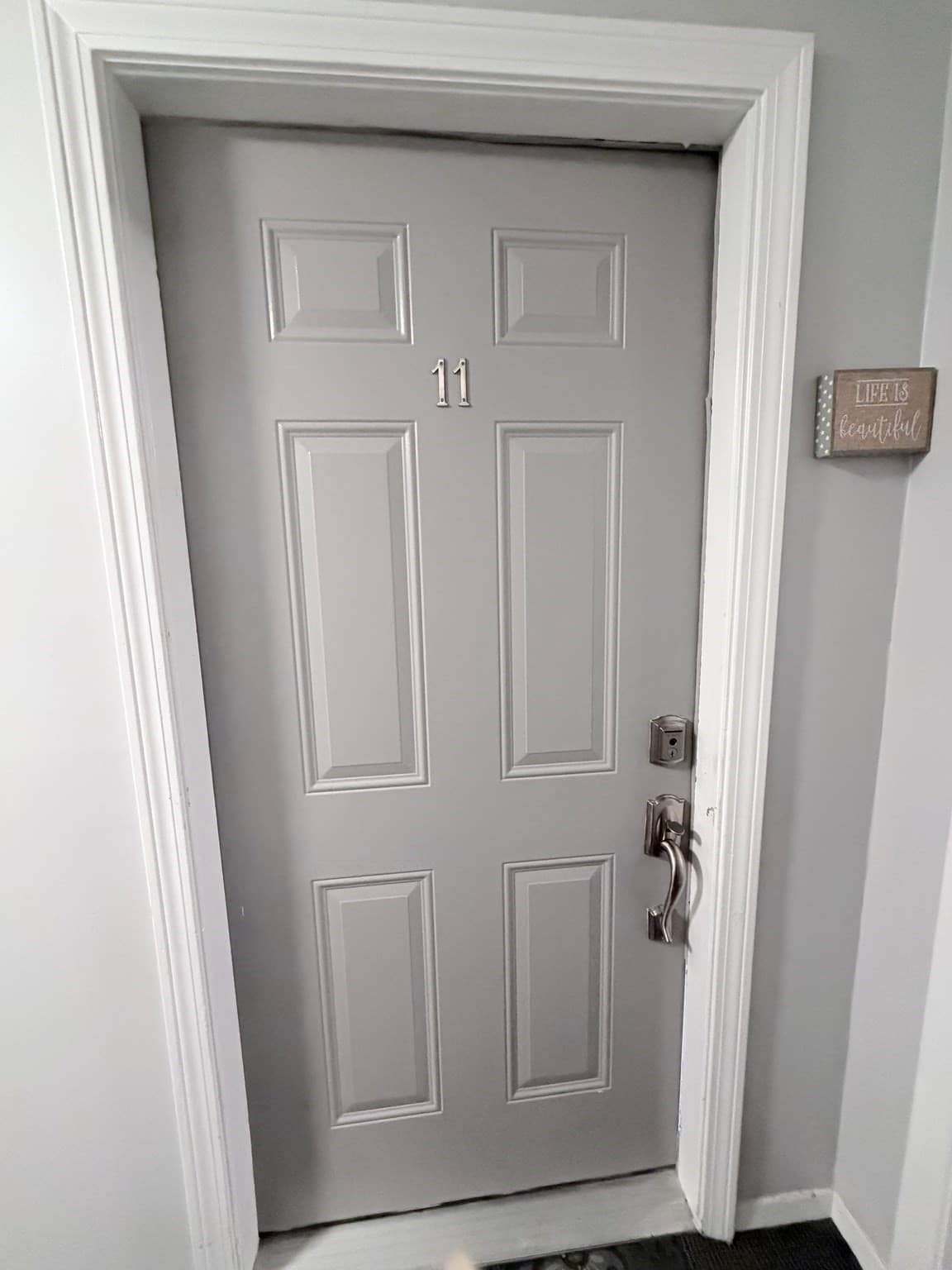 Condominium at 380 Sunset Ave # 11, North Providence RI 02904, North Providence, photo 3 of 13