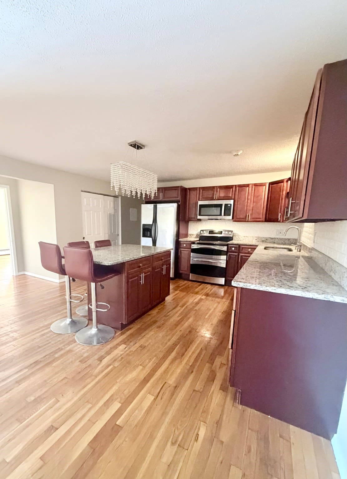 Condominium at 380 Sunset Ave # 11, North Providence RI 02904, North Providence, photo 5 of 13