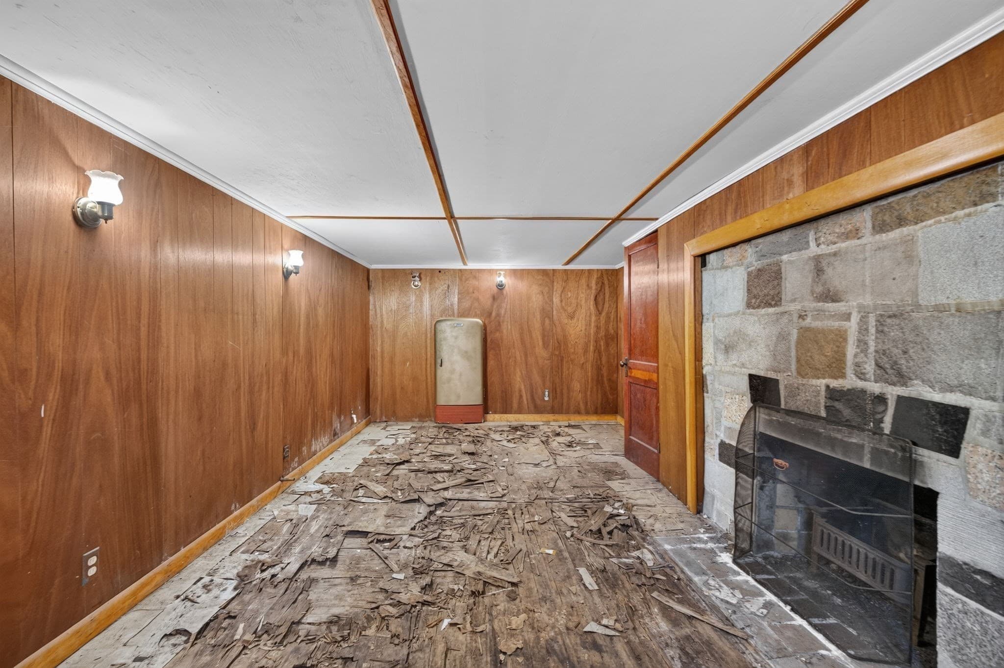 Single Family Residence at 94 Peever St, Methuen MA 01844, photo 22 of 34