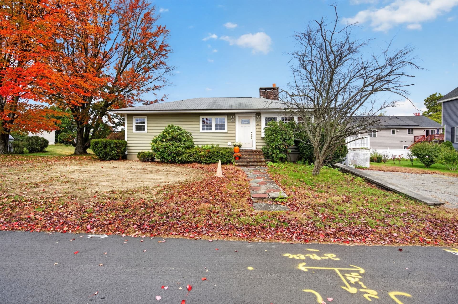94 Peever St, Methuen MA 01844