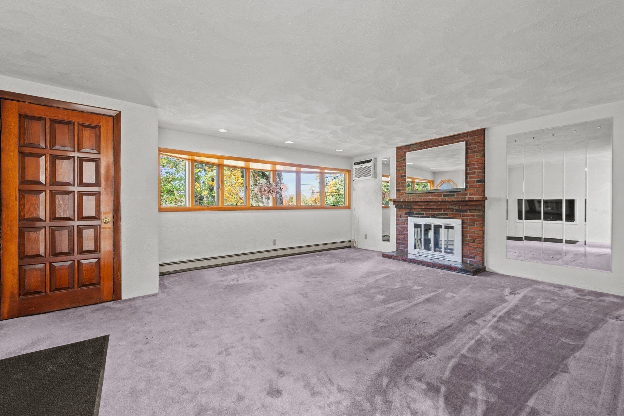 Single Family Residence at 5 Anderson St, Peabody MA 01960, photo 3 of 38